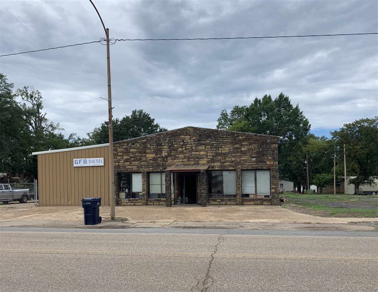 Commercial for sale – 502  Madison   Clarendon, AR