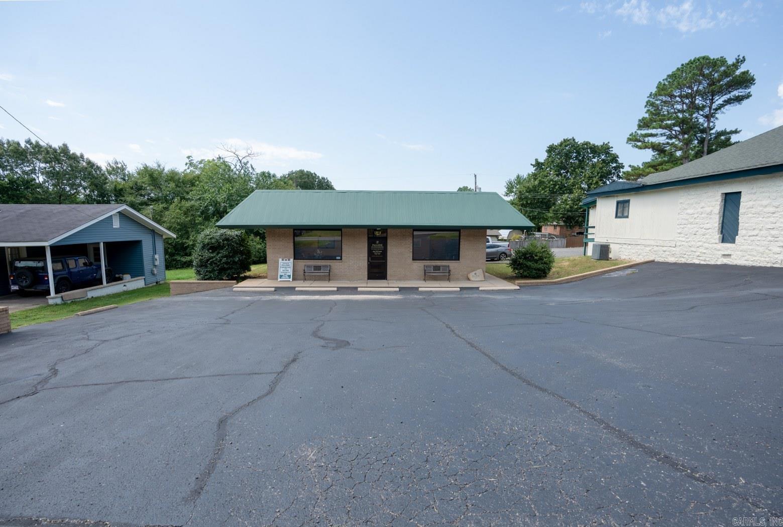 Commercial for sale – 1203 W Main   Heber Springs, AR
