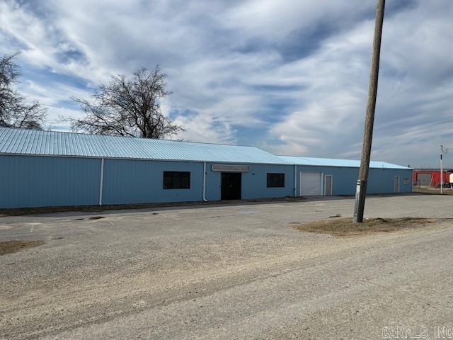 Commercial for sale –  Pocahontas, 