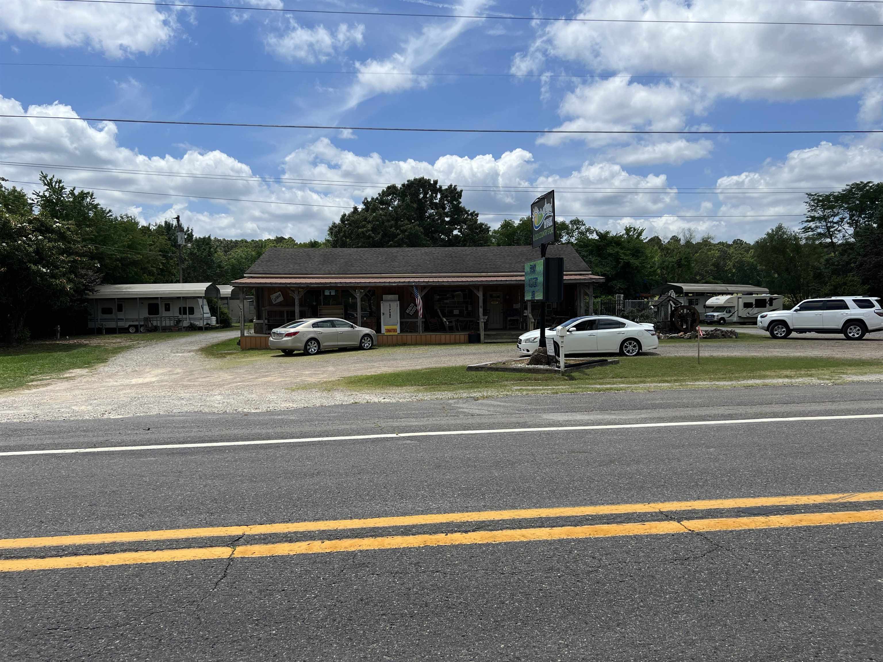 Commercial / Industrial for sale – 3551 E Highway 270   Mount Ida, AR