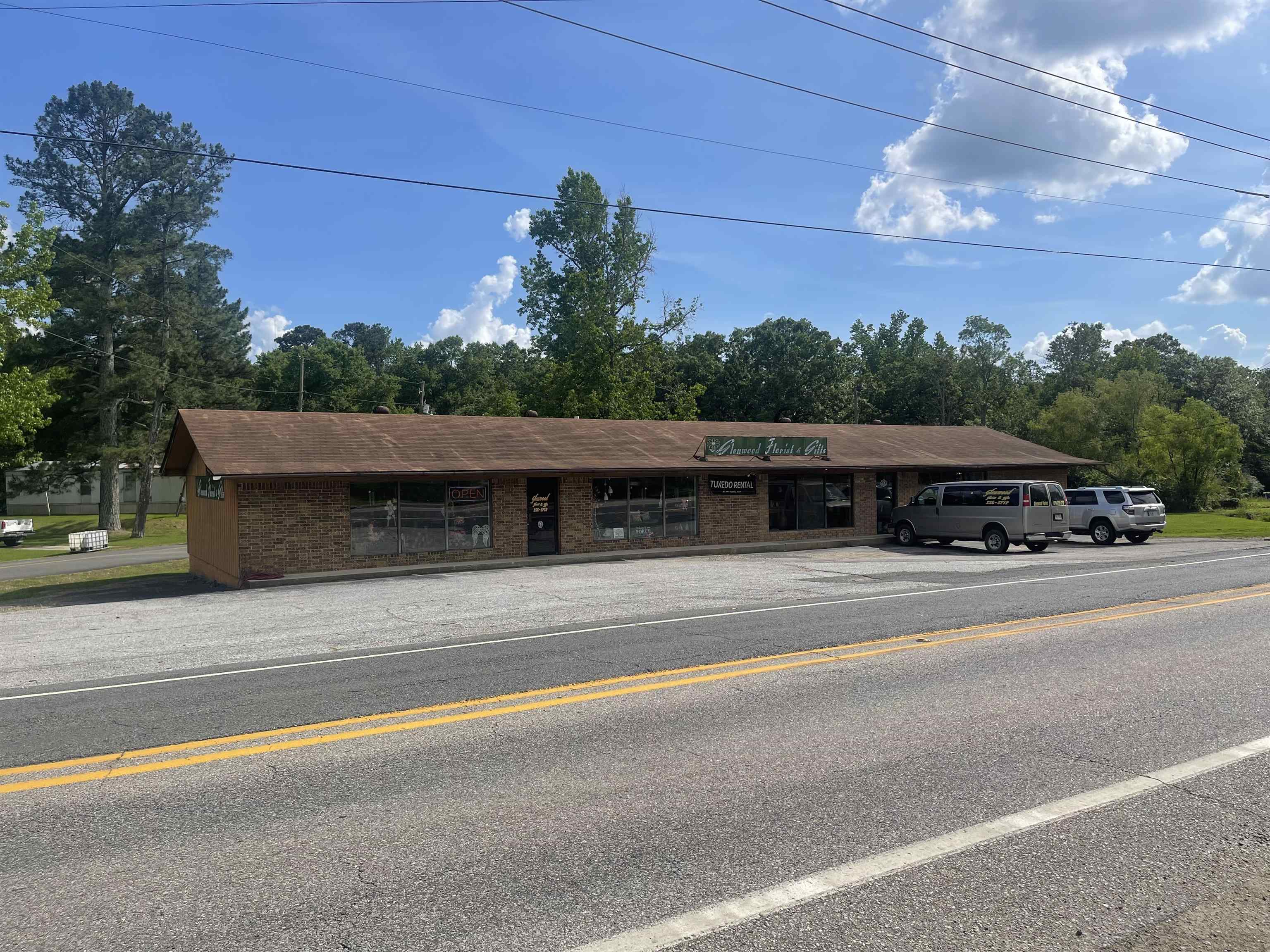 Commercial / Industrial for sale – 621 E Broadway   Glenwood, AR