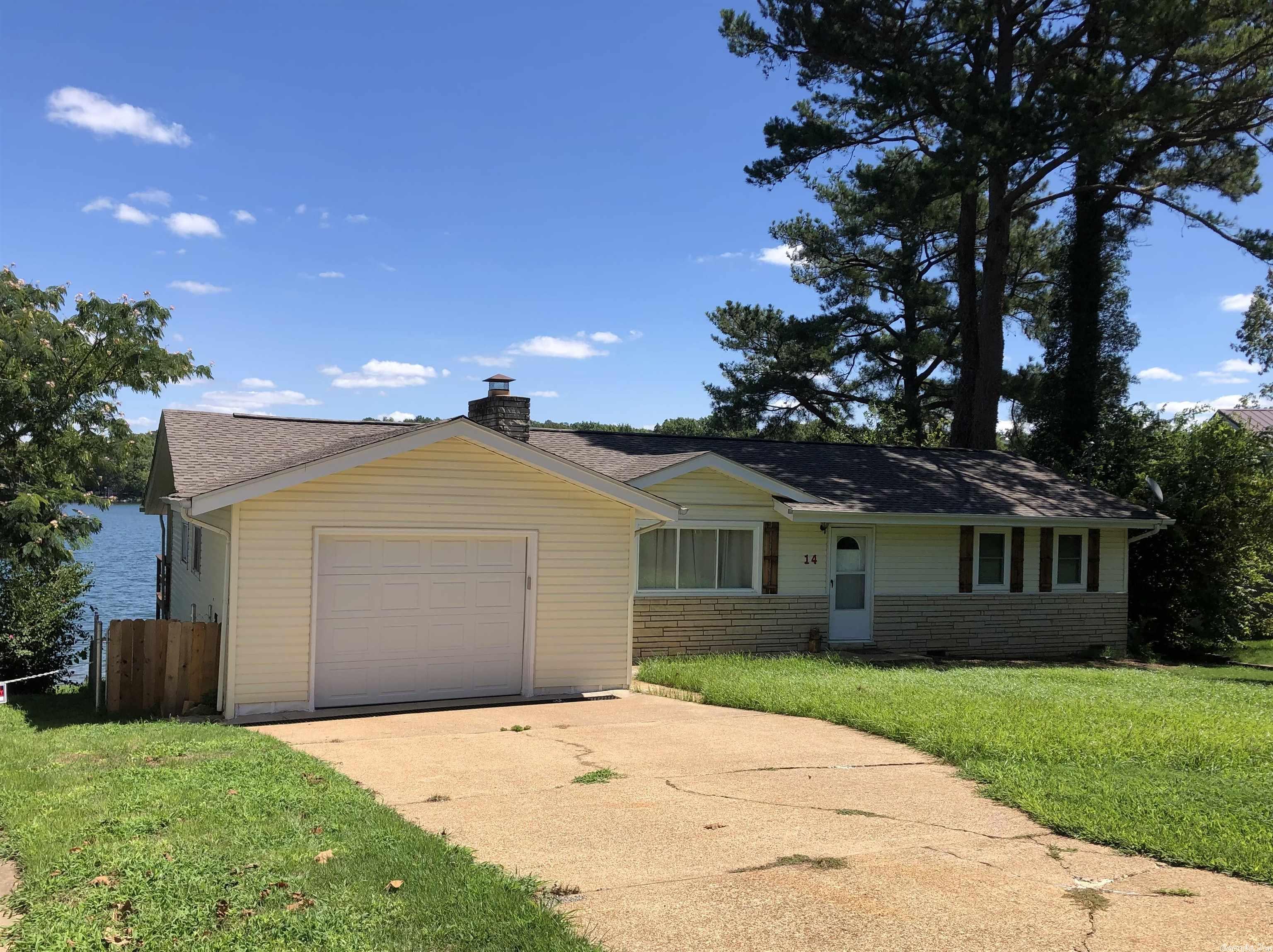 Residential for sale – 14 W Lake Estates   Cherokee Village, AR
