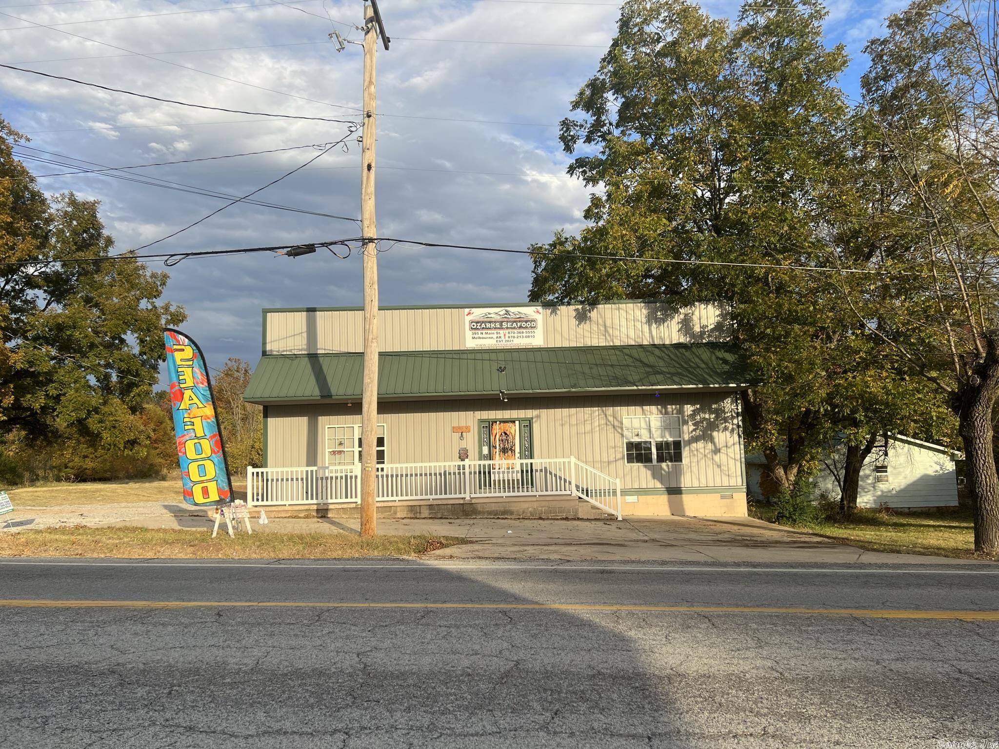 Commercial / Industrial for sale – 395  N Main   Melbourne, AR