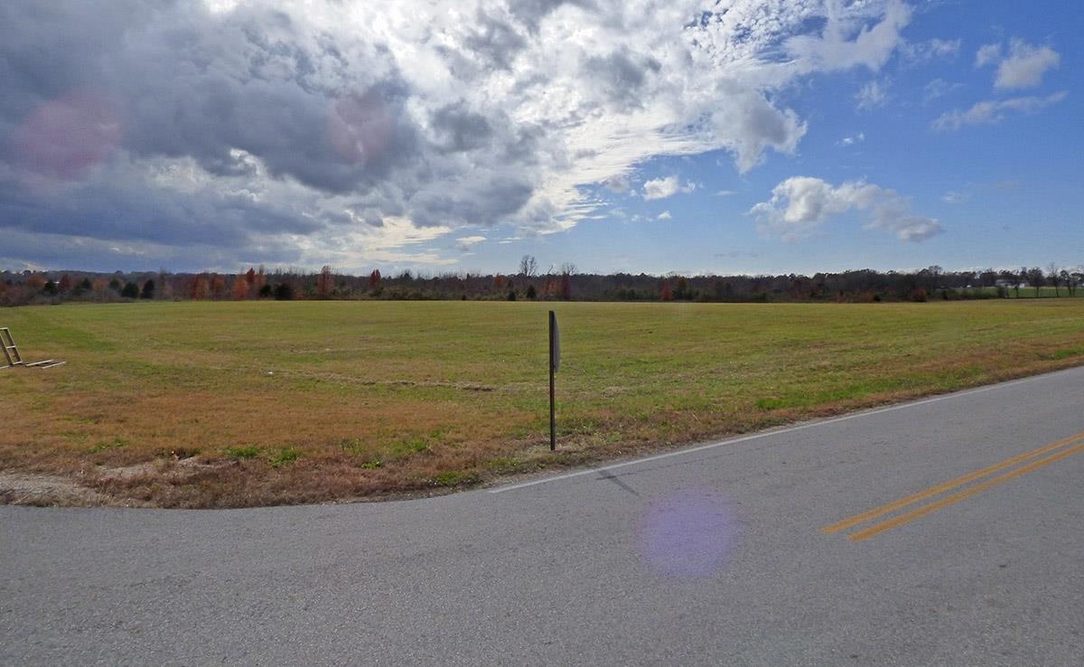Photo 3 - Commercial / Industrial for sale –   College   Ash Flat, AR