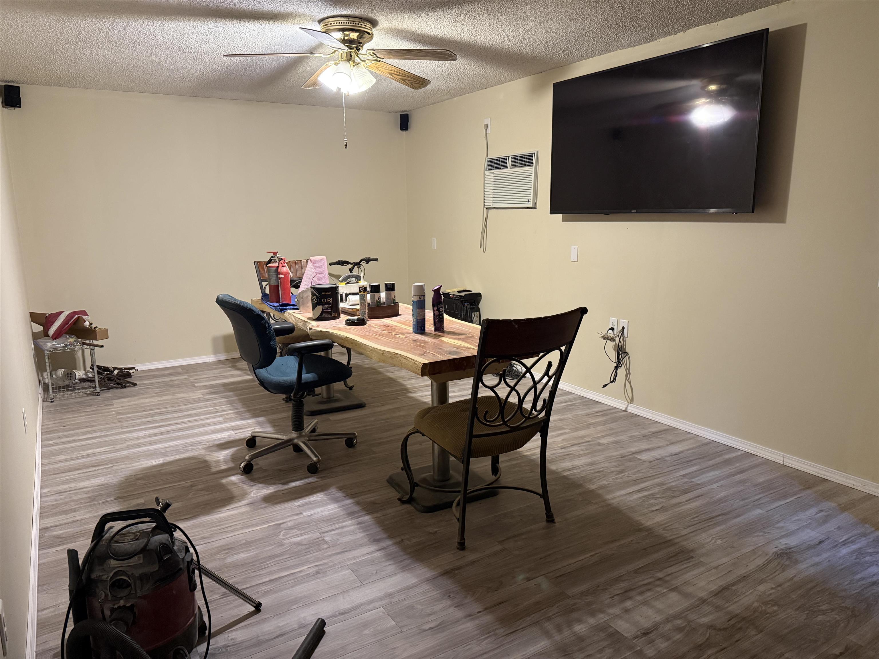 Photo 22 - Commercial / Industrial for sale – 214 E Main   Hardy, AR