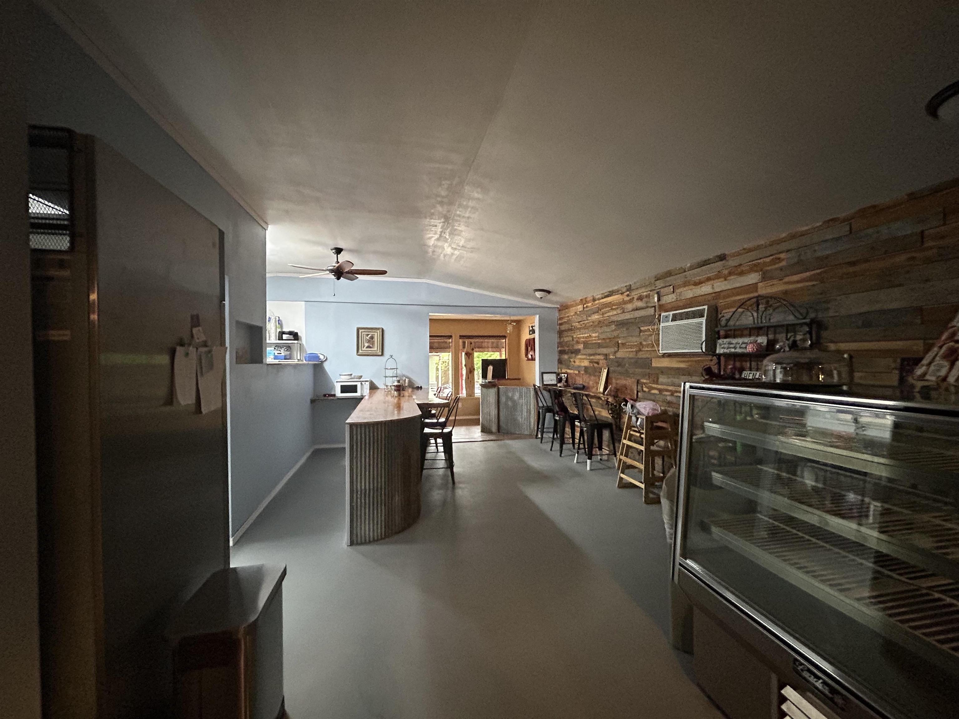 Photo 23 - Commercial / Industrial for sale – 214 E Main   Hardy, AR