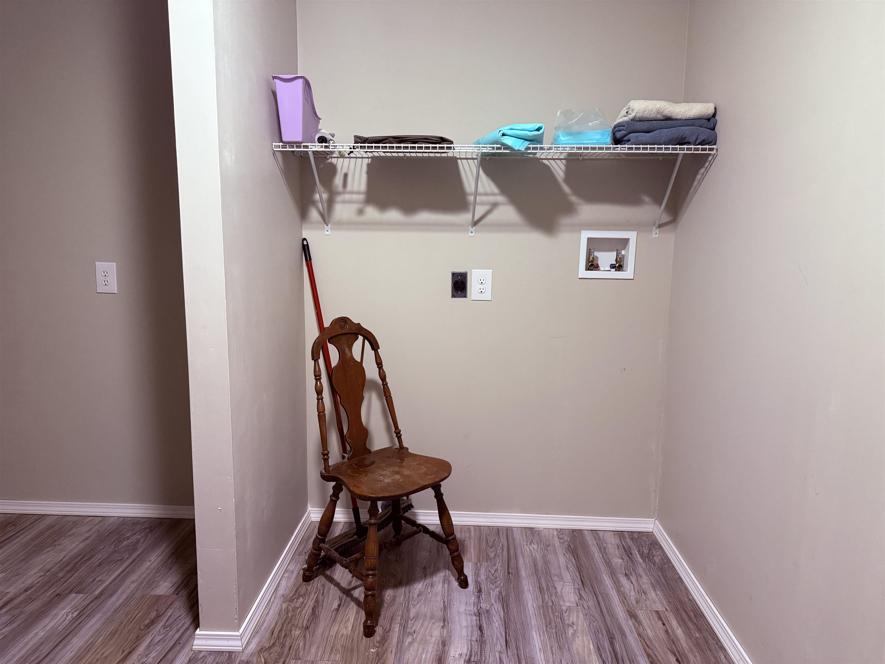 Photo 39 - Commercial / Industrial for sale – 214 E Main   Hardy, AR