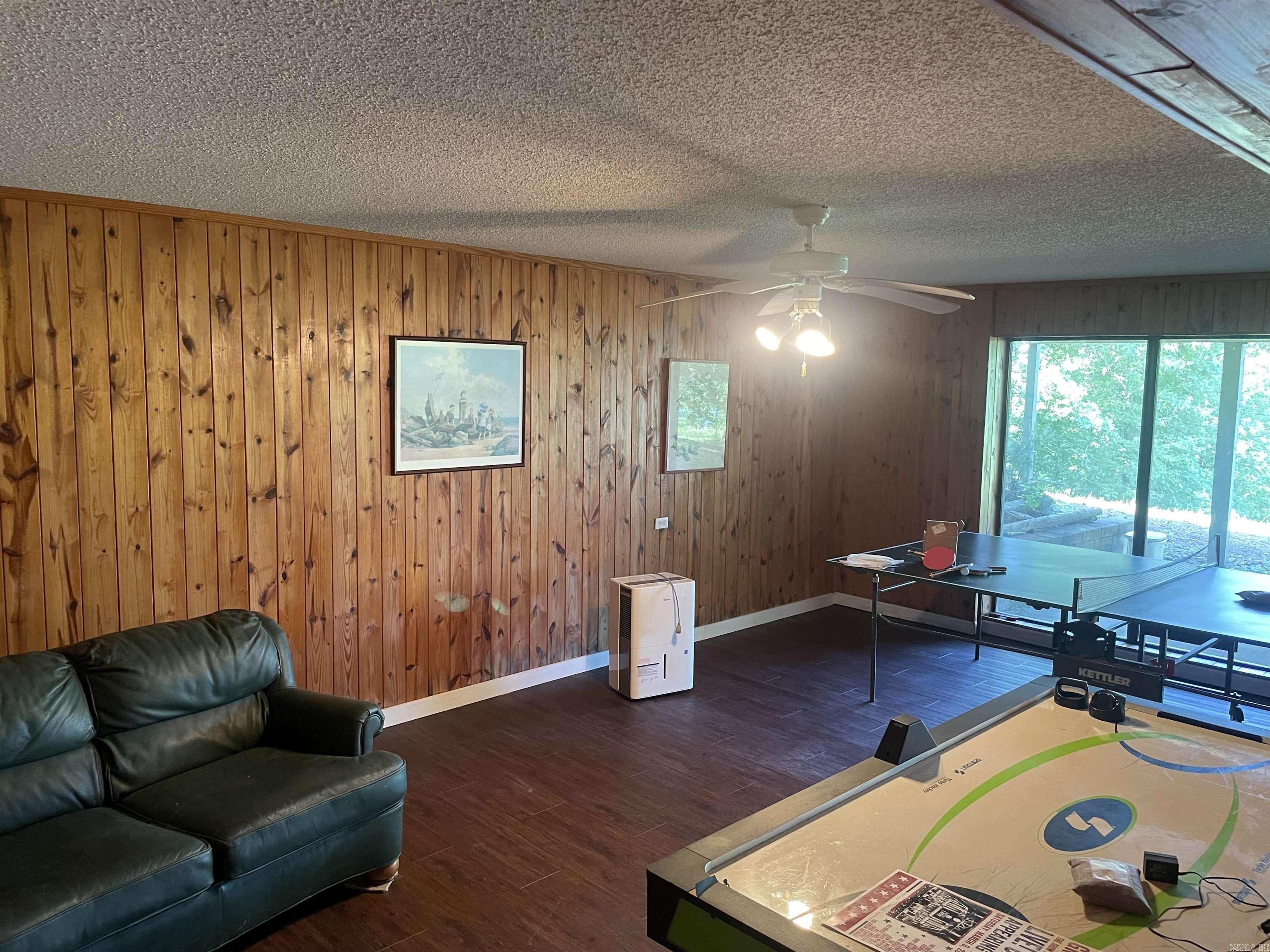 Photo 33 - Residential for sale – 235  Sylvan   Greers Ferry, AR