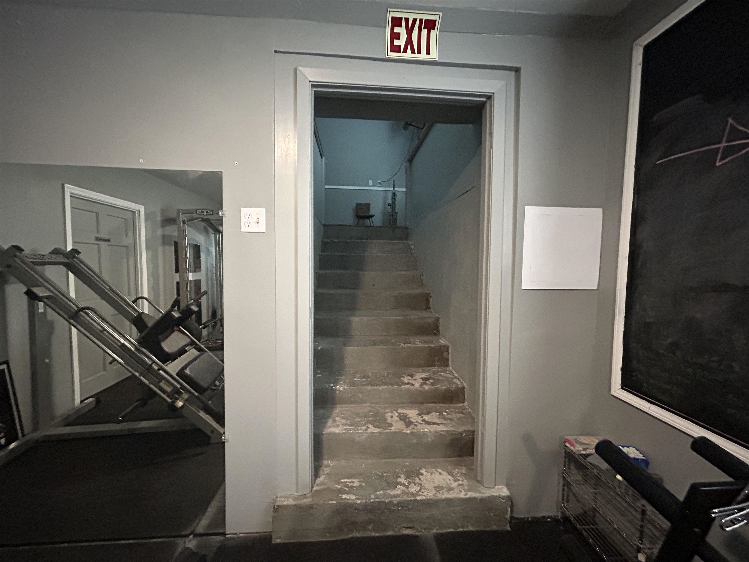 Photo 15 - Commercial / Industrial for sale – 132 E Main   Hardy, AR