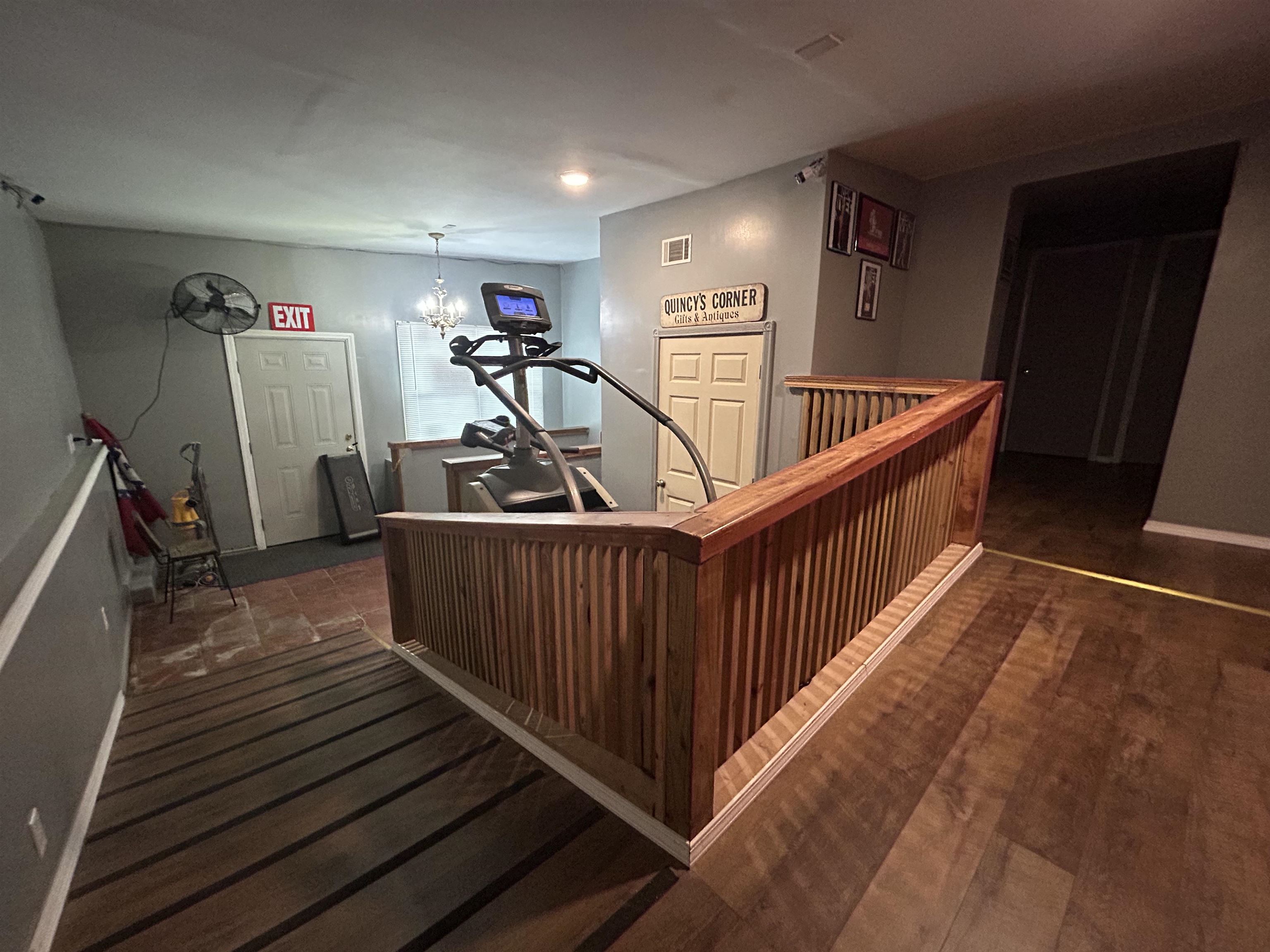 Photo 18 - Commercial / Industrial for sale – 132 E Main   Hardy, AR