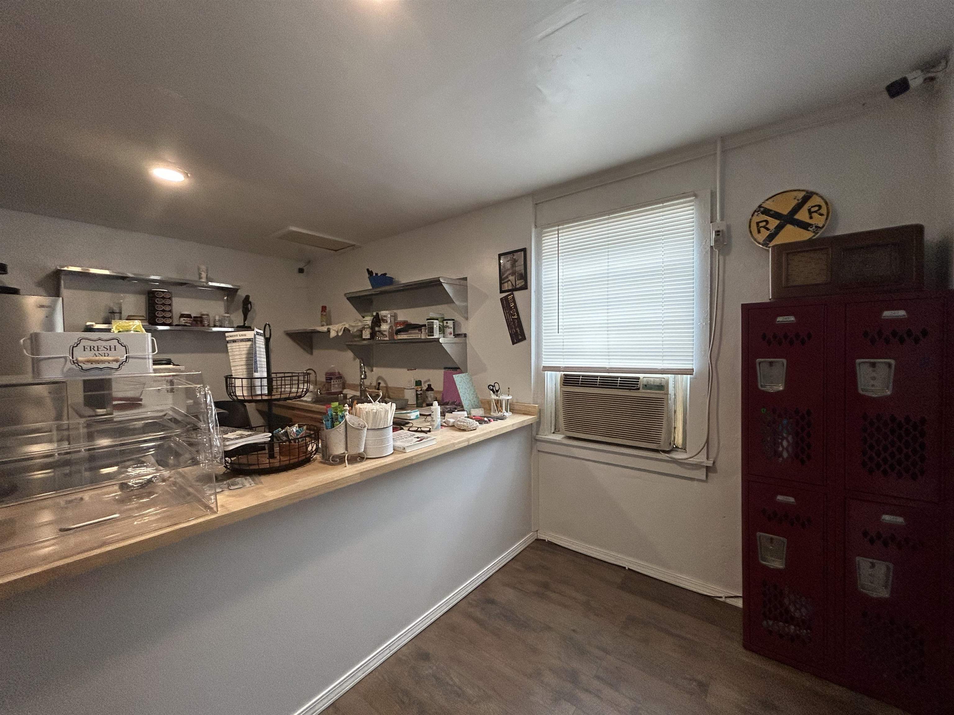 Photo 31 - Commercial / Industrial for sale – 132 E Main   Hardy, AR