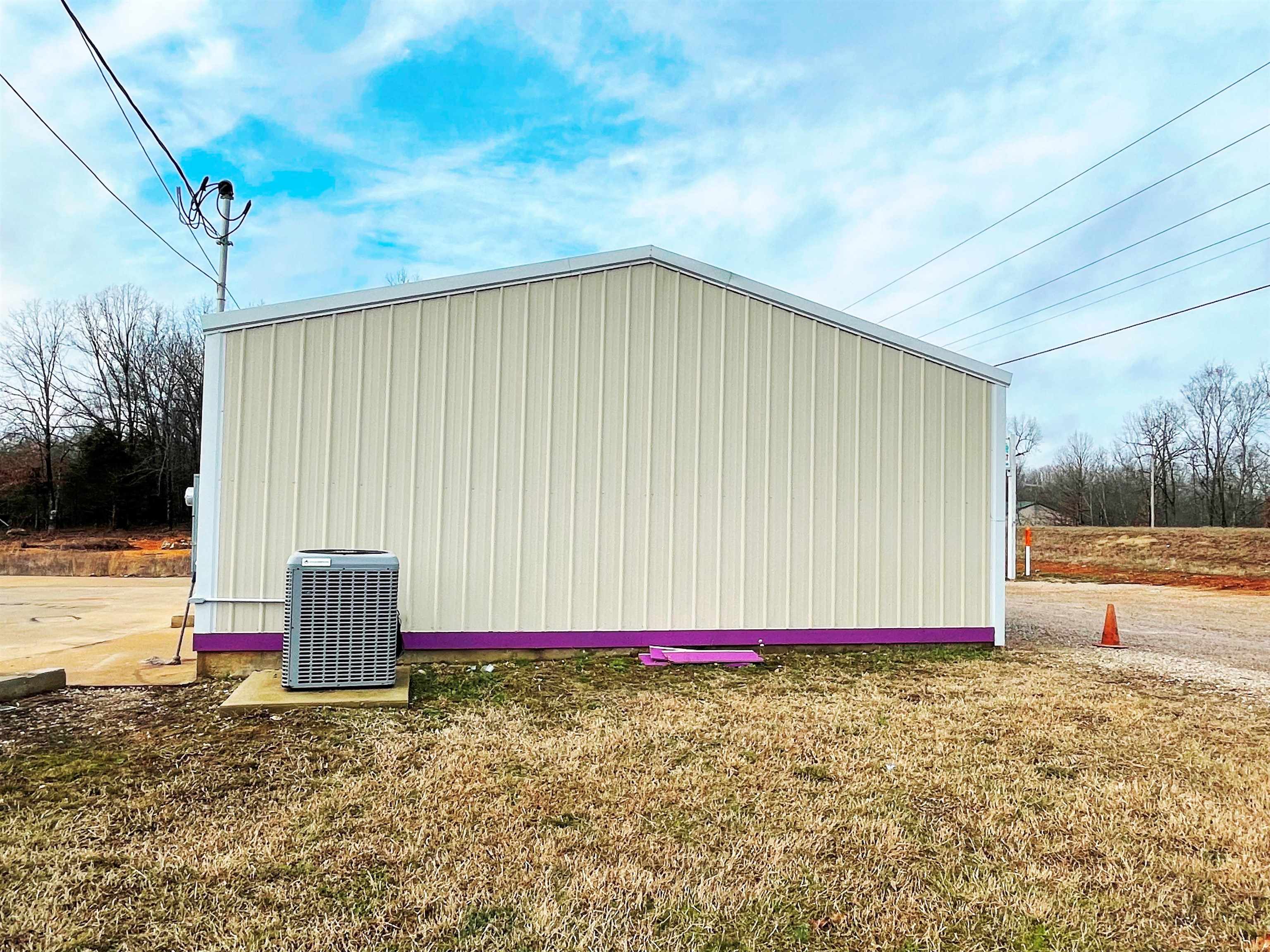 Photo 20 - Commercial / Industrial for sale – 2530  Hwy 62/412   Highland, AR