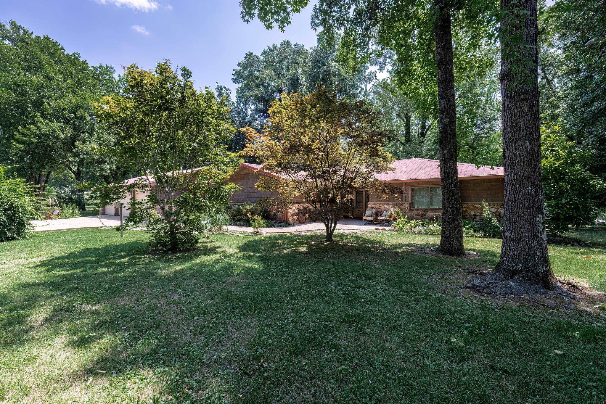 Photo 10 - Residential for sale – 979  Hayden Heights   Mountain View, AR