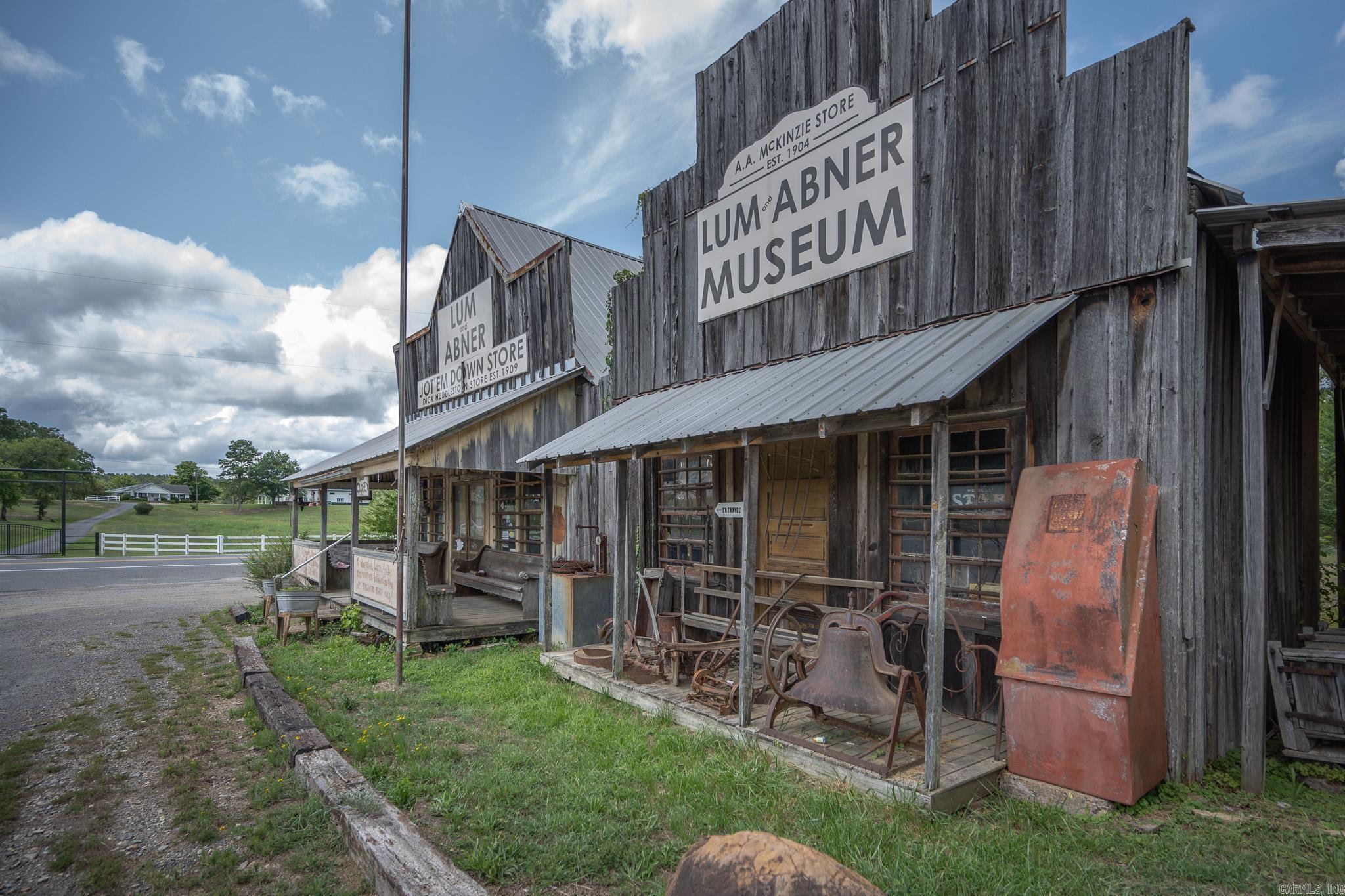 Commercial for sale – 4562 W 88   Oden, AR