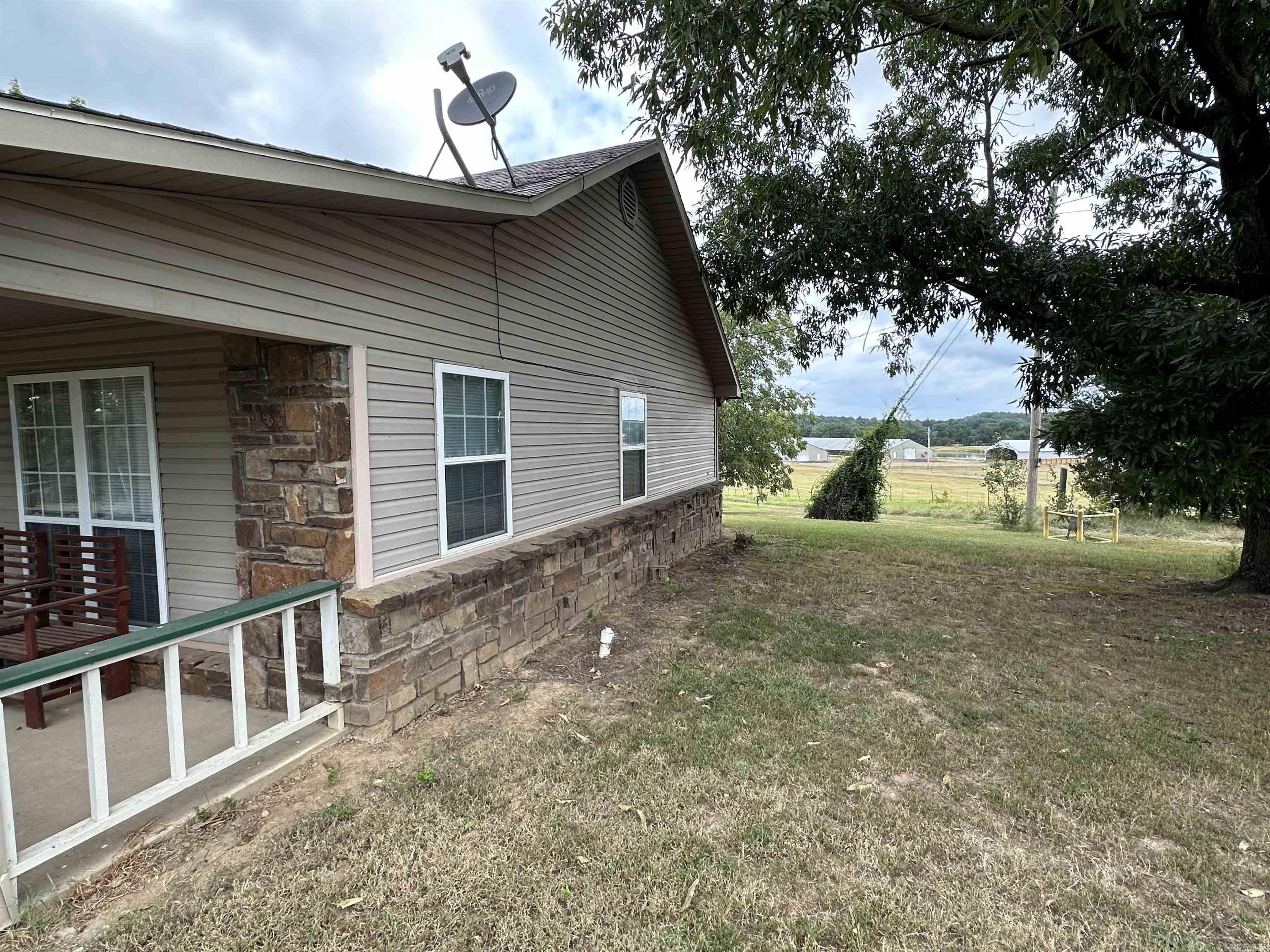 Photo 8 - Residential for sale – 647 N Sixhalf Mile   Paris, AR