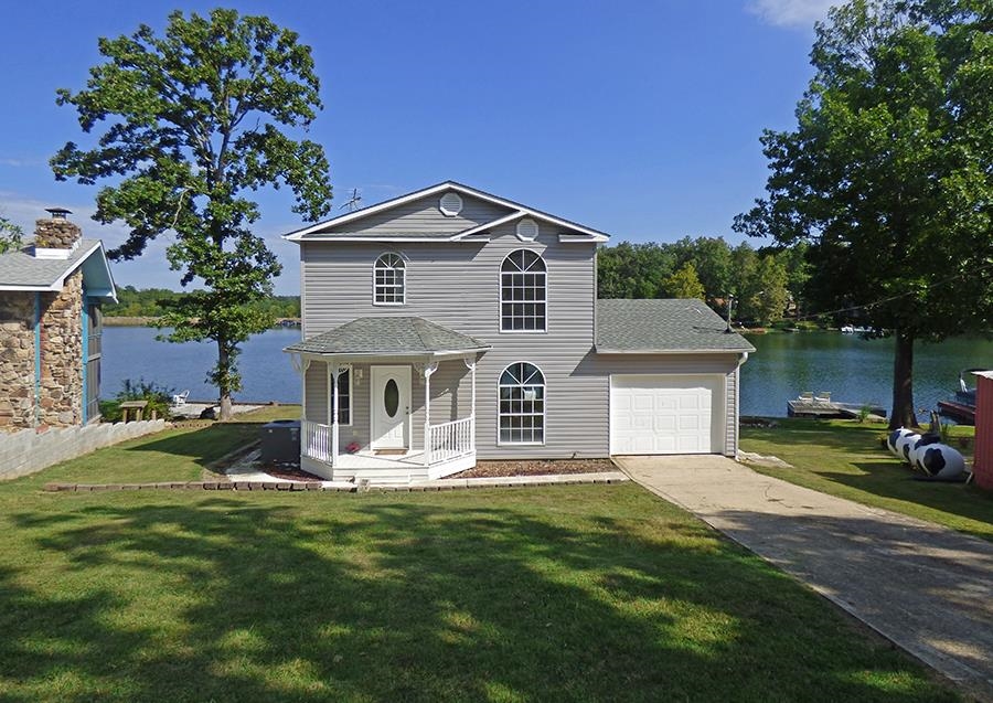 address: 170 E Lakeshore  