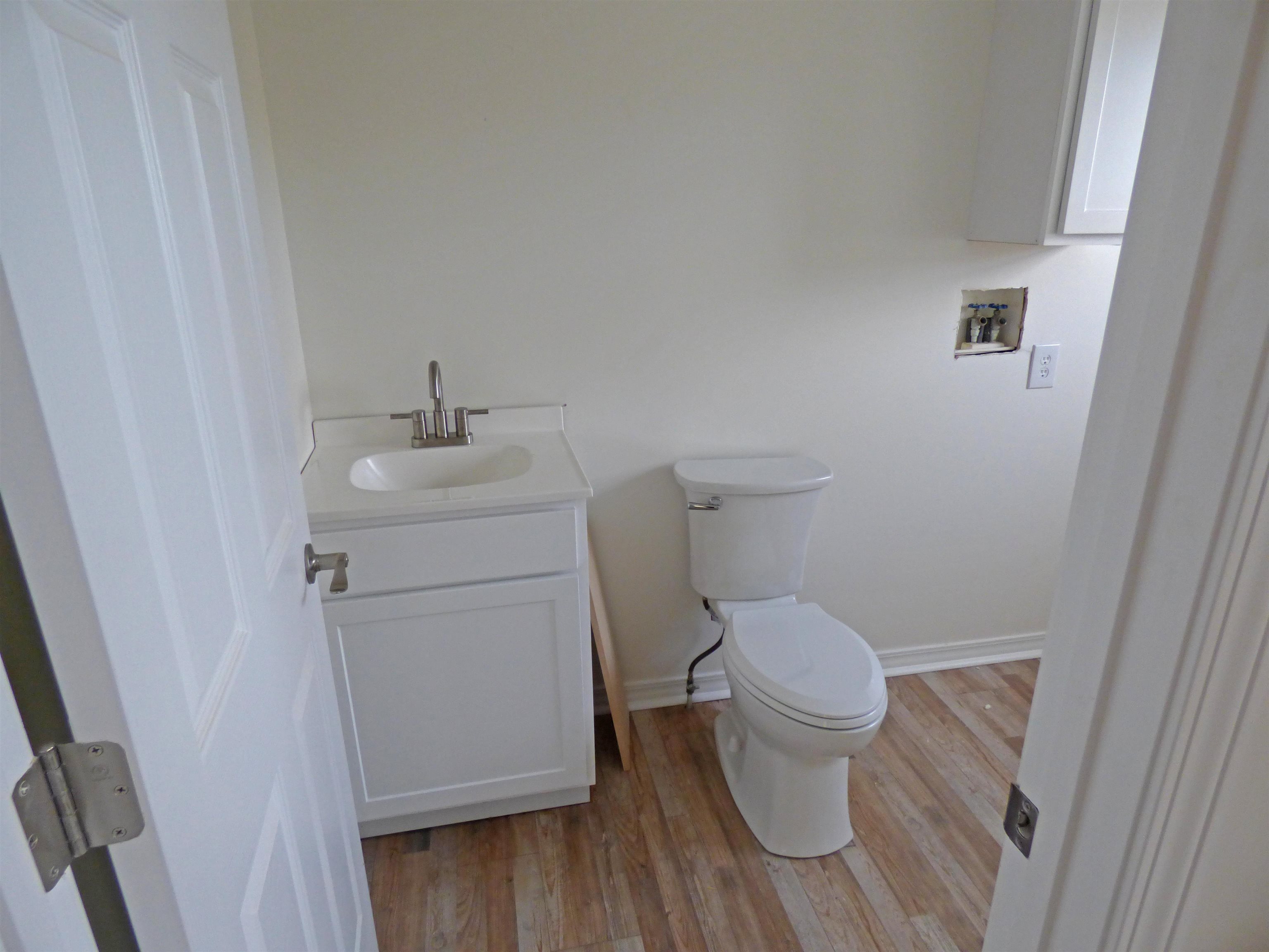 Photo 7 - Residential for sale – 170 E Lakeshore   Cherokee Village, AR