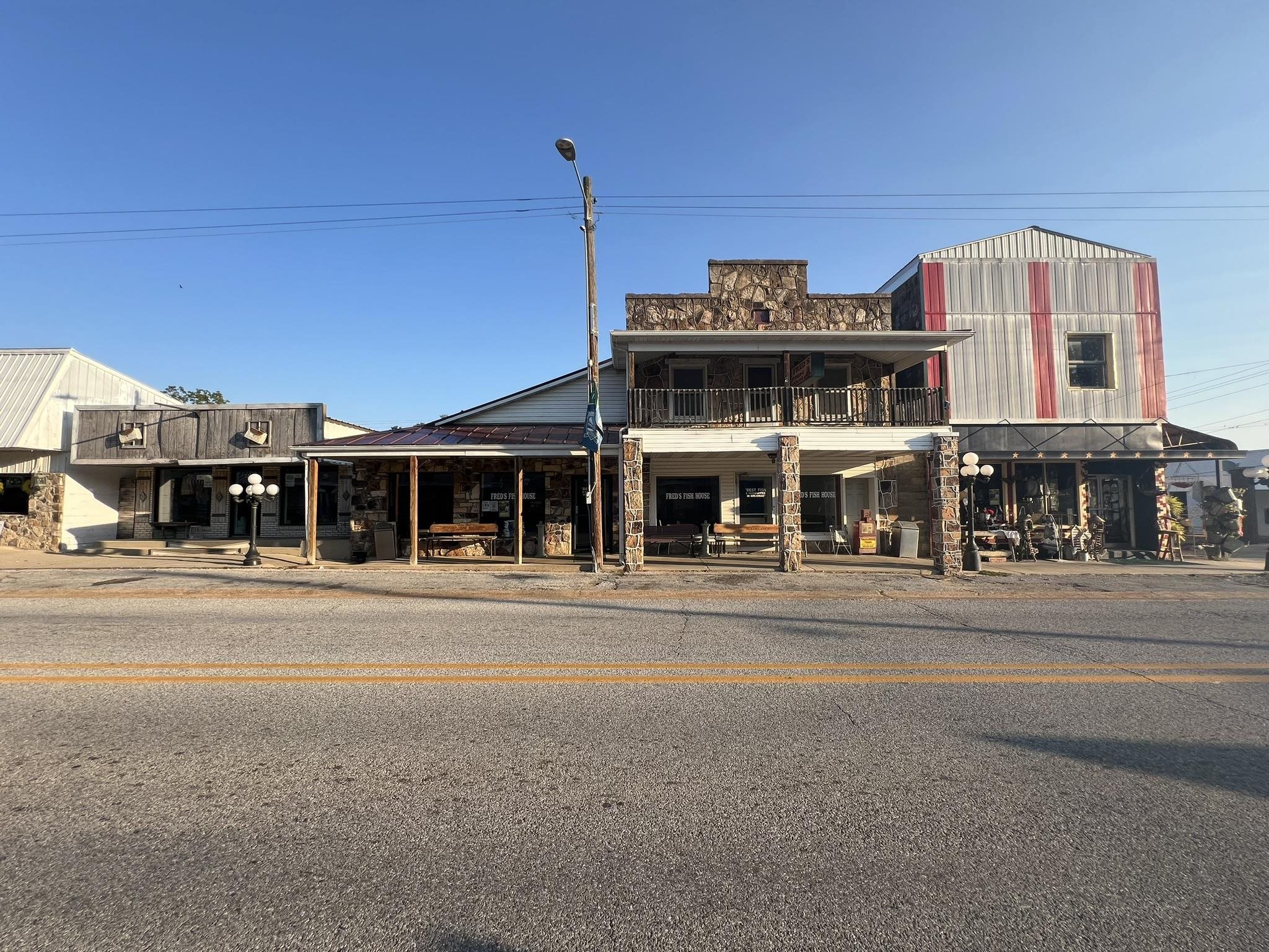 Photo 7 - Commercial / Industrial for sale – 225  Main  Yes Mammoth Spring, AR