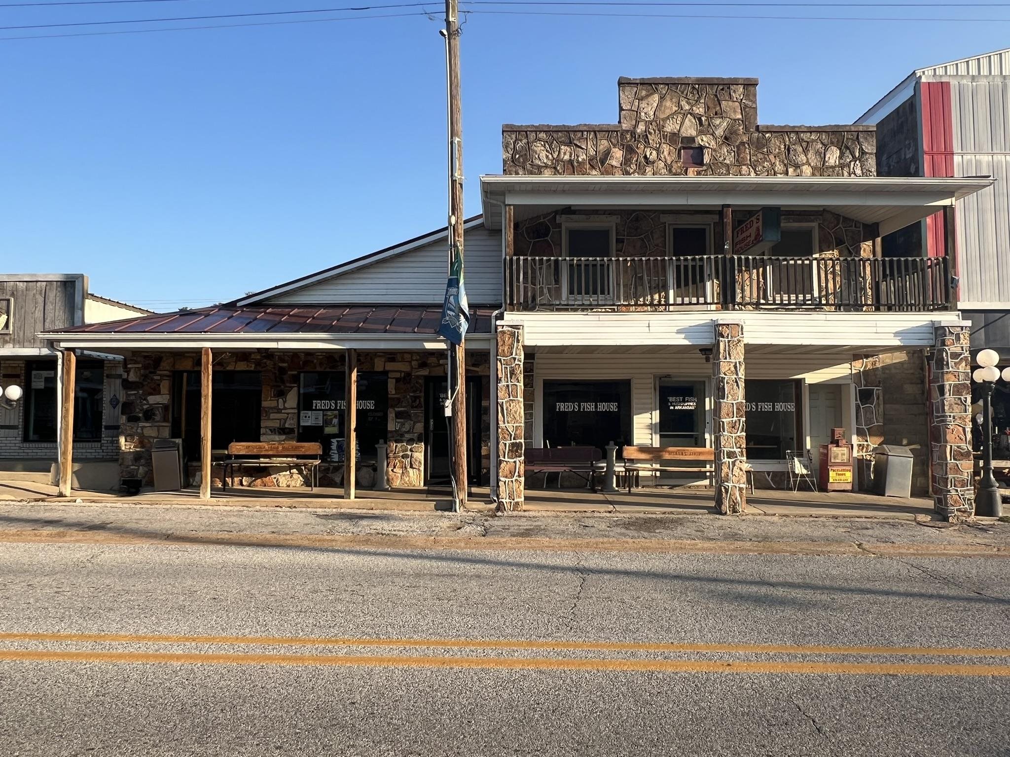 Photo 8 - Commercial / Industrial for sale – 225  Main  Yes Mammoth Spring, AR