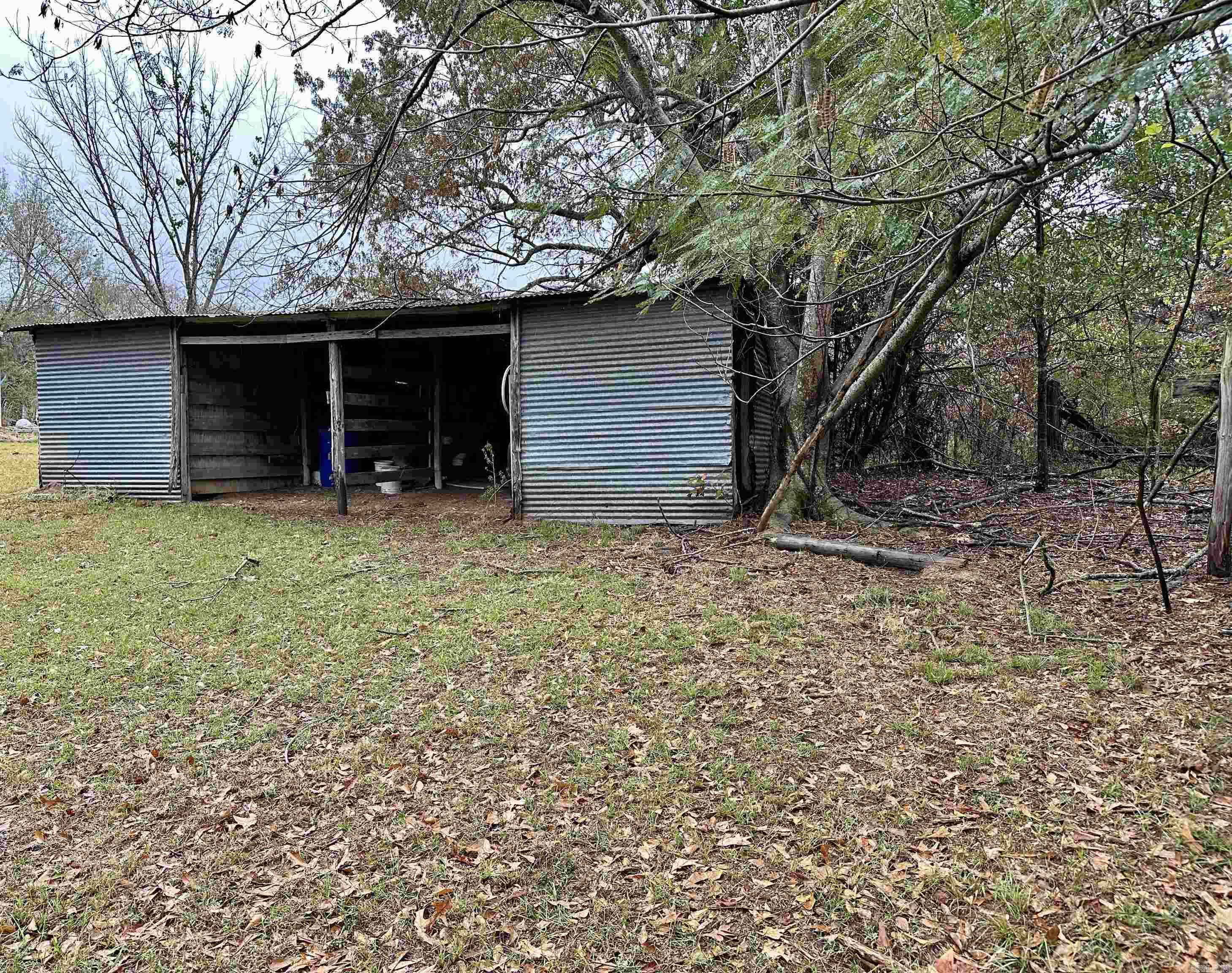 Farm/Ranch/Land for sale –  Hatfield, 