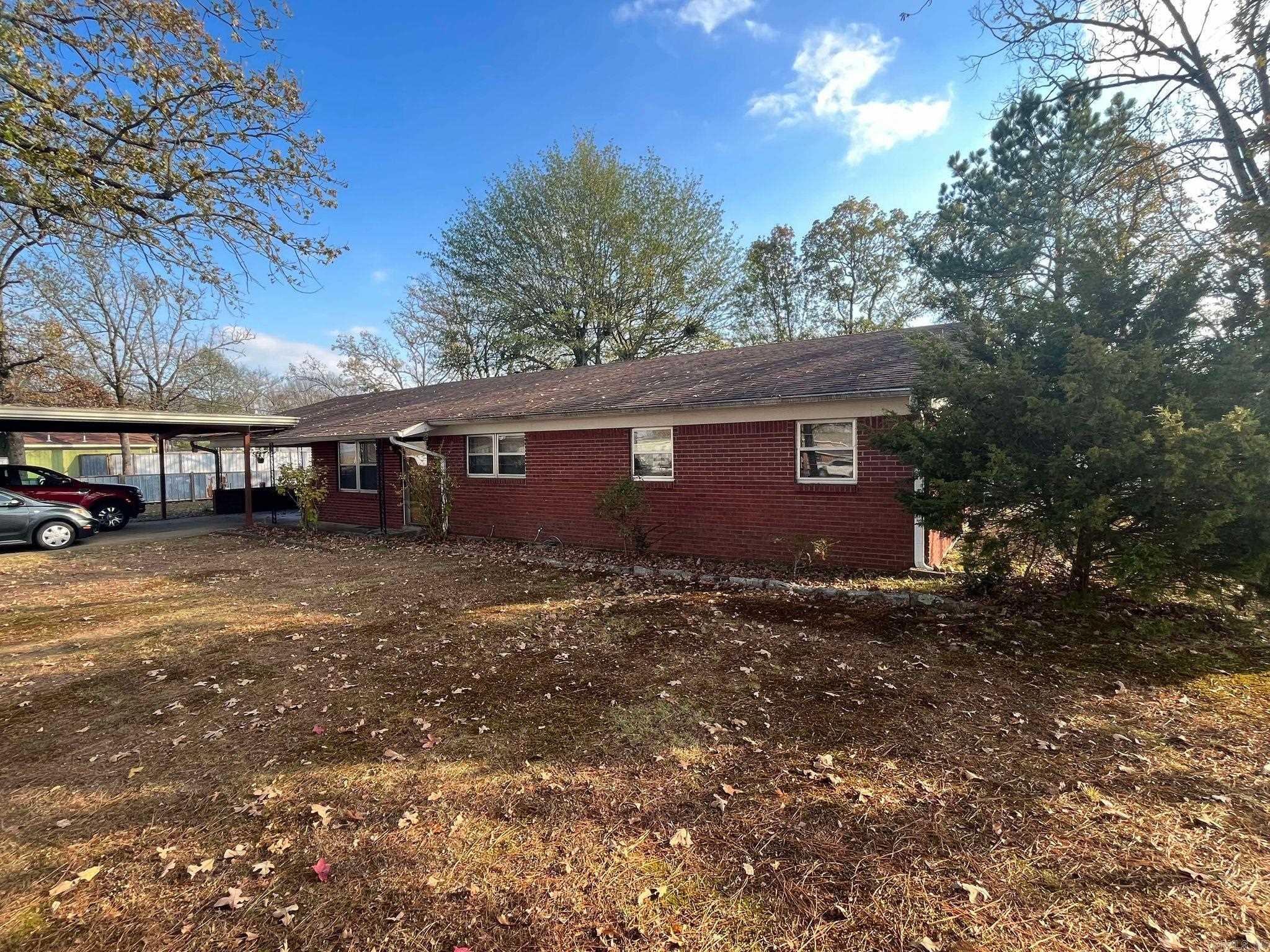 Residential for sale – 1403  Hwy 71 N   Mena, AR