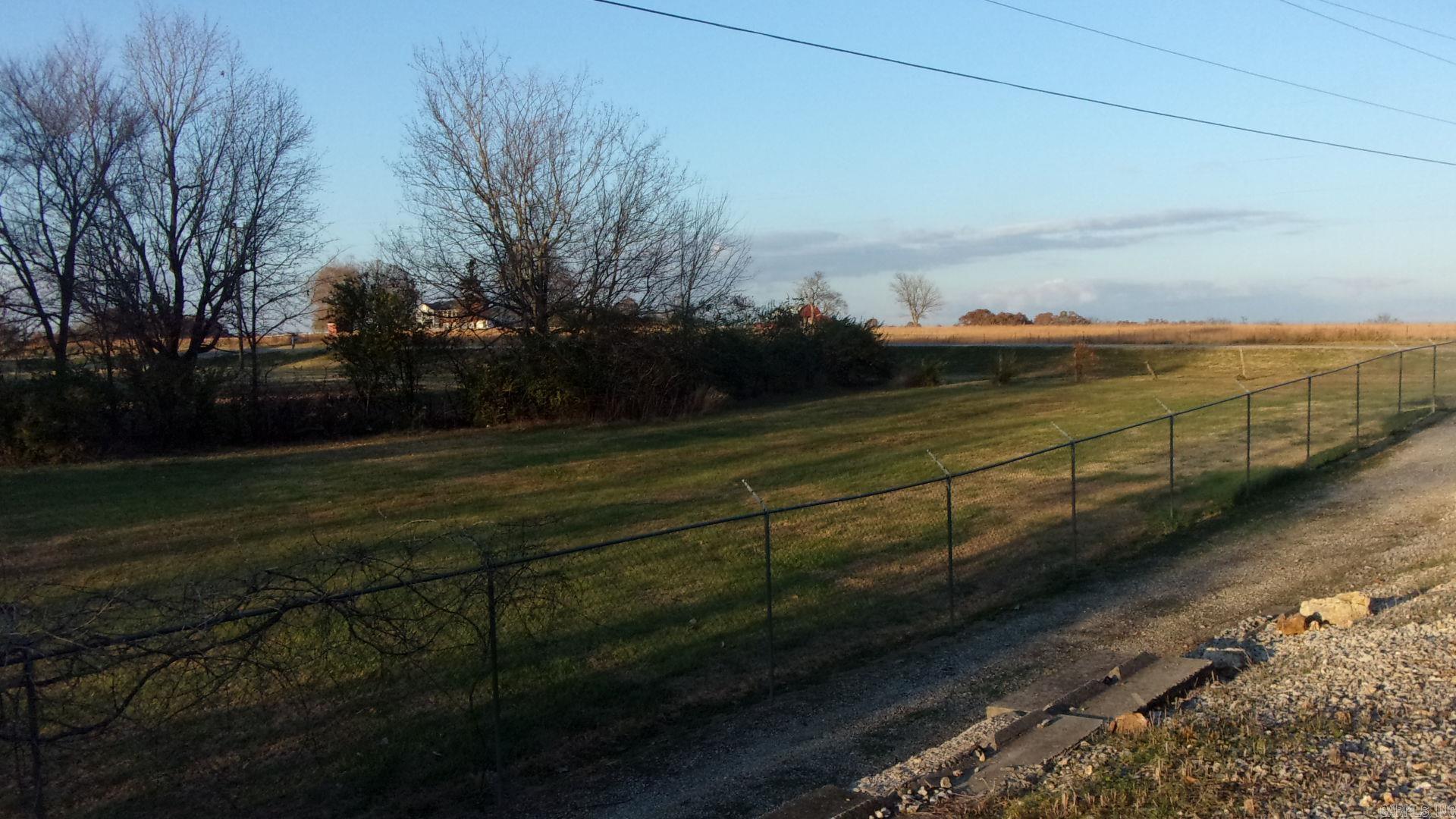 Photo 7 - Commercial / Industrial for sale – 597  Hwy 62  No Ash Flat, AR