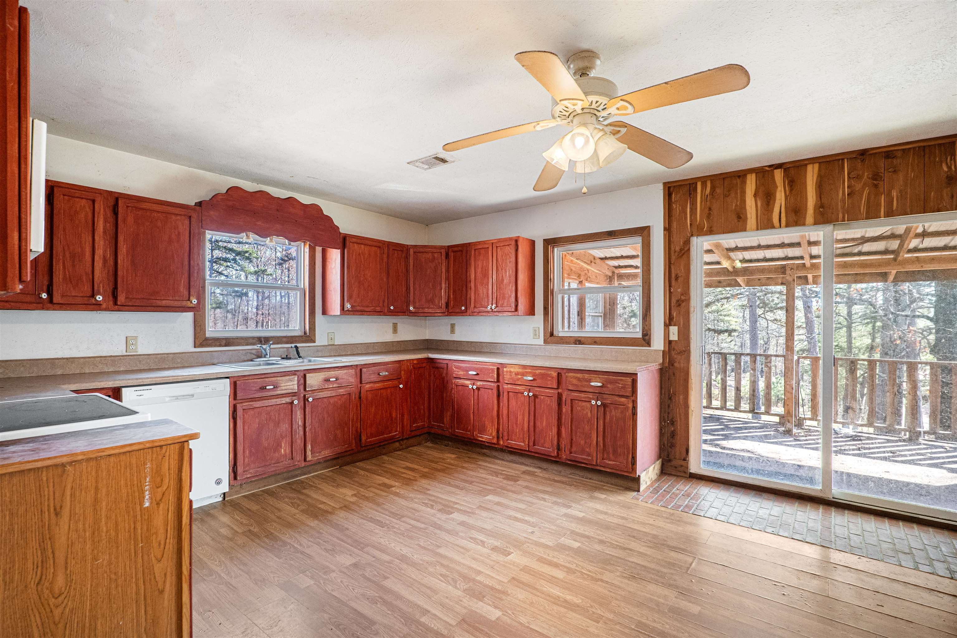 Photo 4 - Residential for sale – 300  Silver Springs   Evening Shade, AR