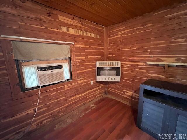 Photo 9 - Residential for sale – 2239 N Main   Mount Pleasant, AR