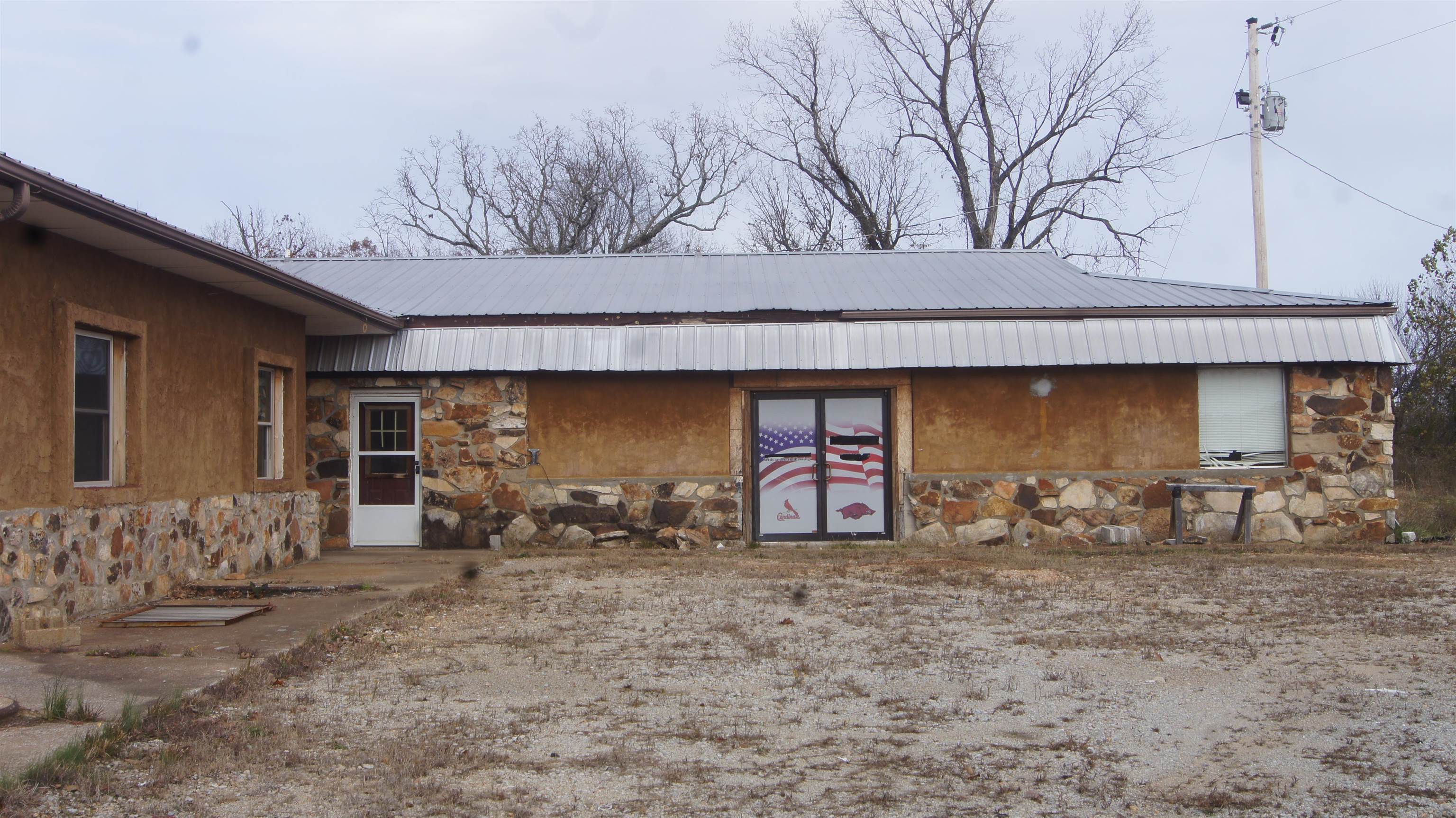 Photo 4 - Commercial / Industrial for sale – 1618  Hwy 63 E  Yes Hardy, AR