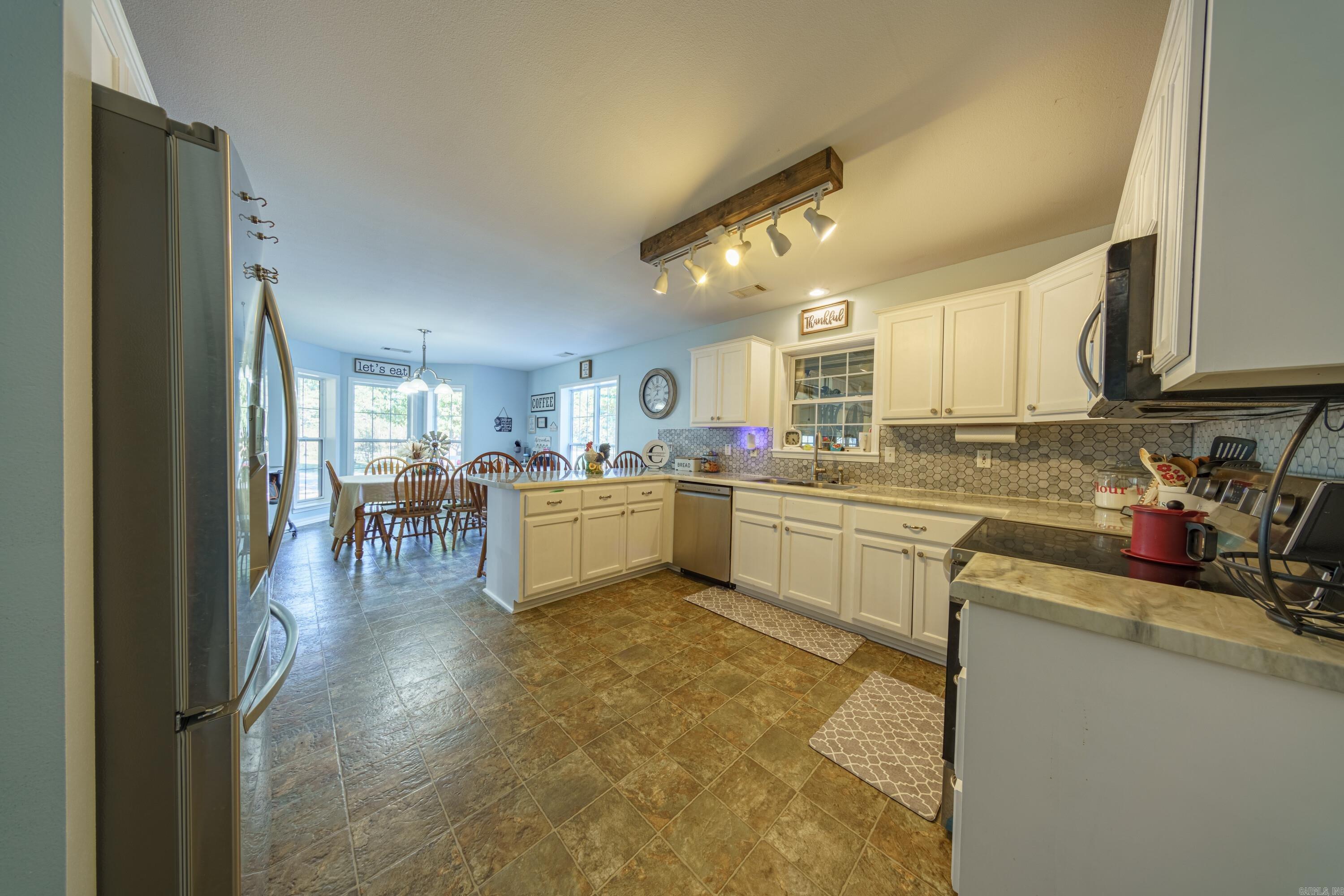 Photo 11 - Residential for sale – 34  Sorrell Rd   Cave City, AR