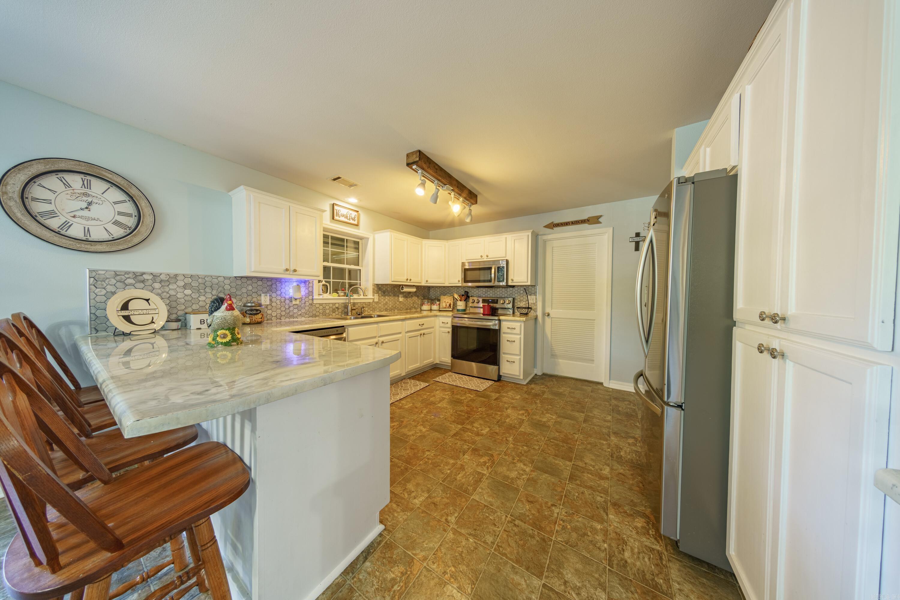 Photo 12 - Residential for sale – 34  Sorrell Rd   Cave City, AR