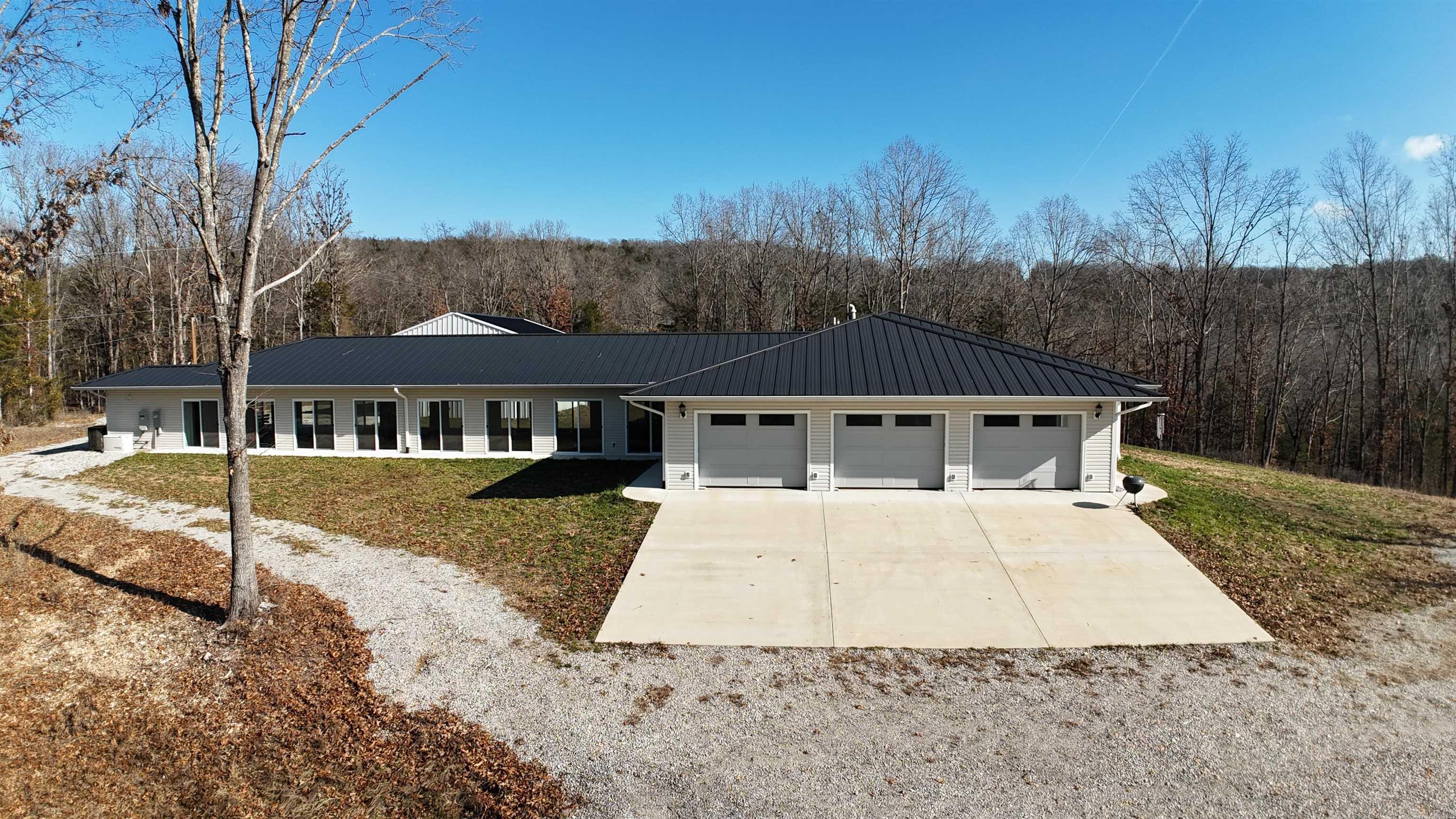 Photo 2 - Residential for sale – 146  Nichols   Yellville, AR