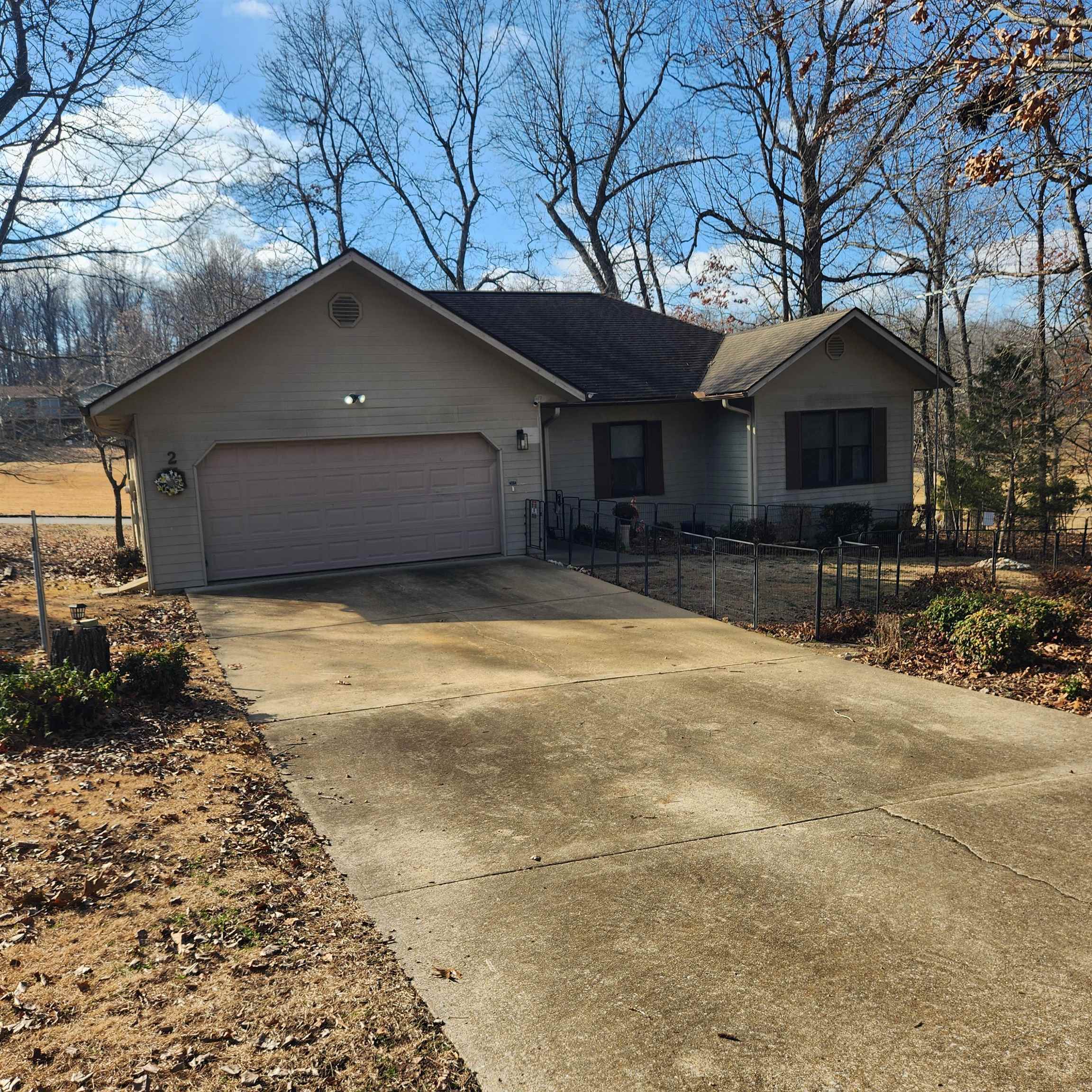 Photo 2 - Residential for sale – 2  Skeinah   Cherokee Village, AR
