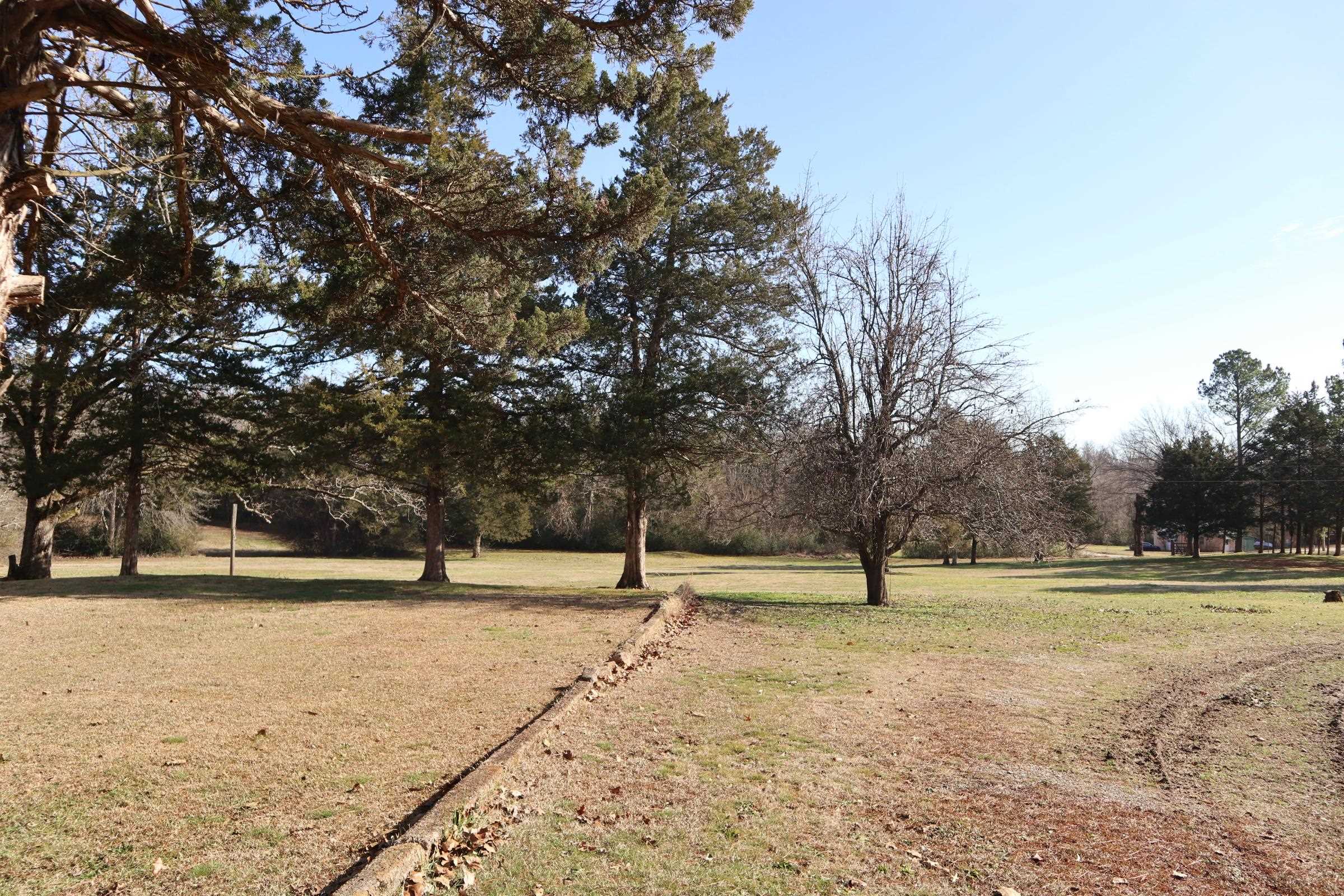 Photo 9 - Residential for sale – 533  North St   Salem, AR