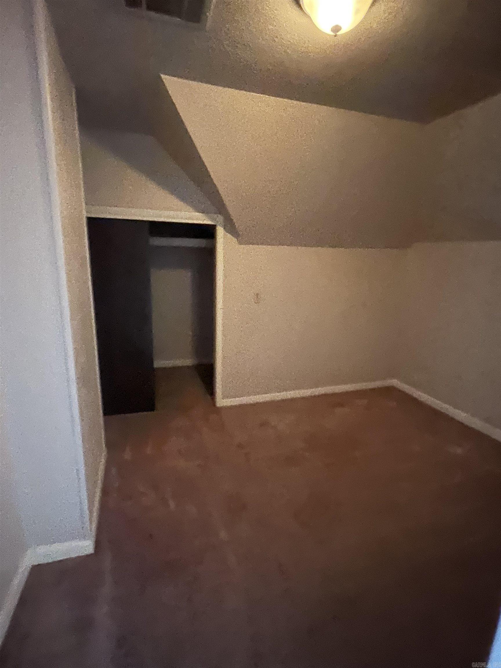 Photo 12 - Residential for sale – 140 N Oak St   Salem, AR