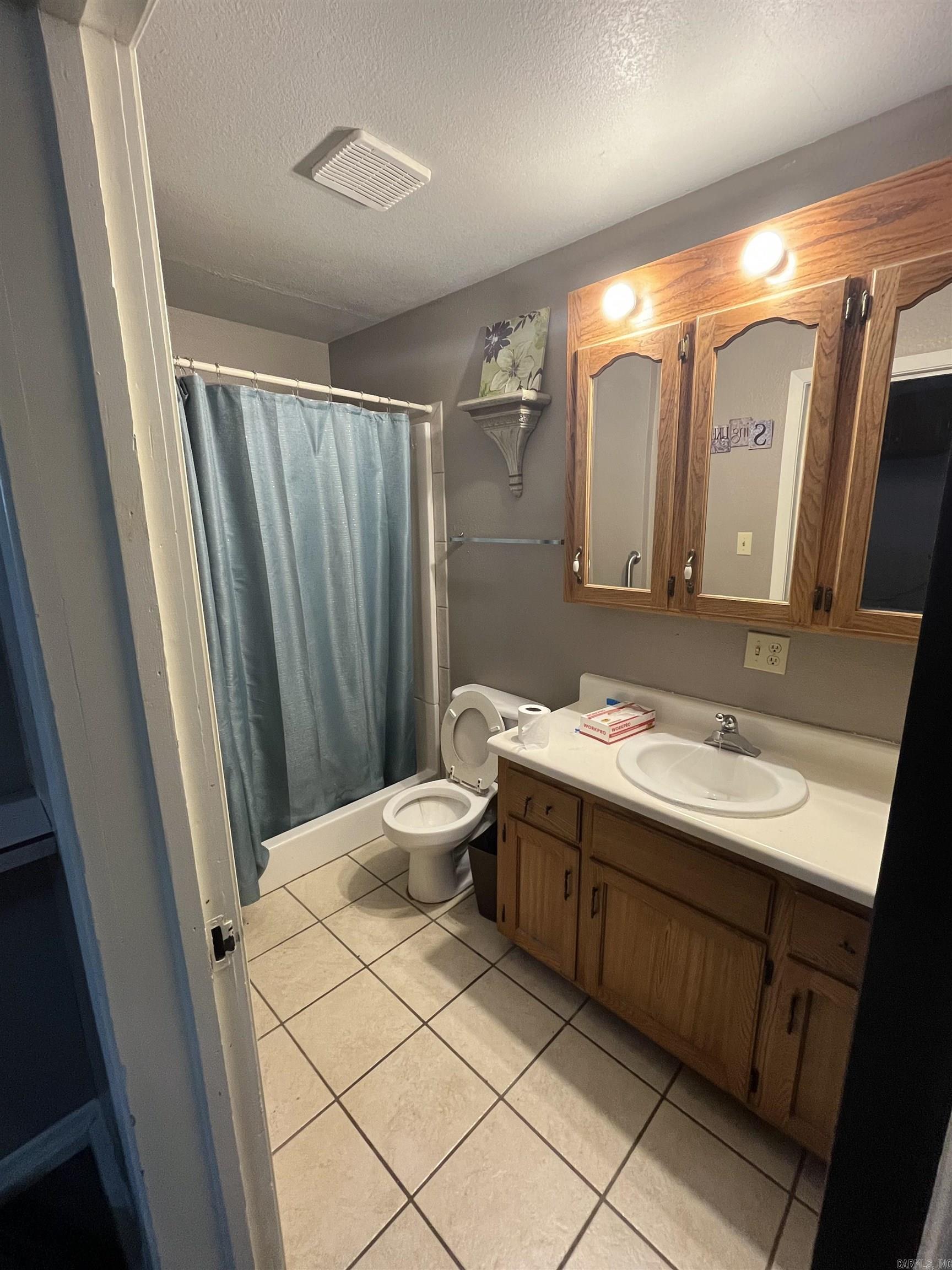 Photo 14 - Residential for sale – 140 N Oak St   Salem, AR