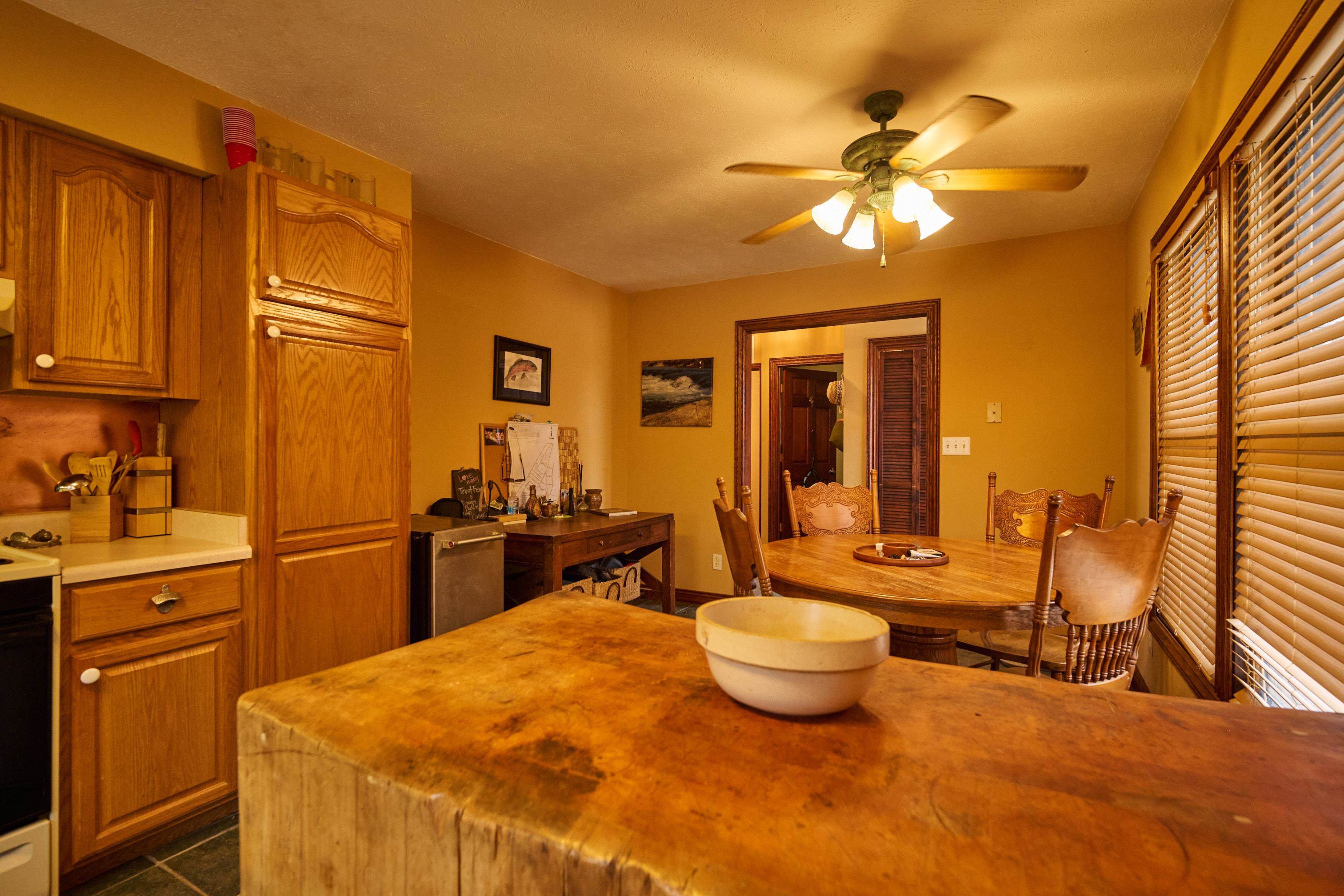 Photo 15 - Residential for sale –   Shadow Oak   Mammoth Spring, AR
