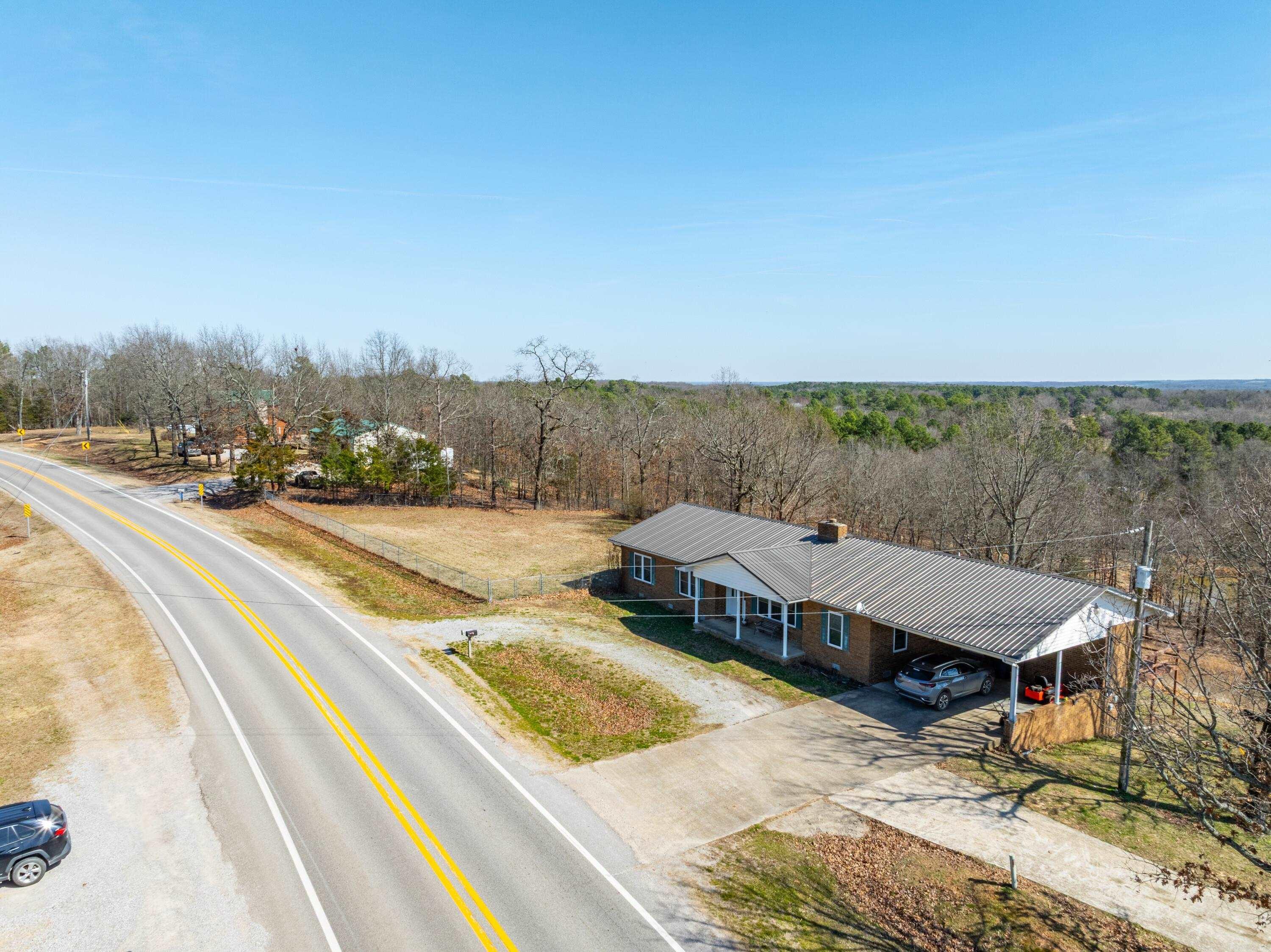 Photo 4 - Residential for sale – 511  AR HWY 115   Cave City, AR