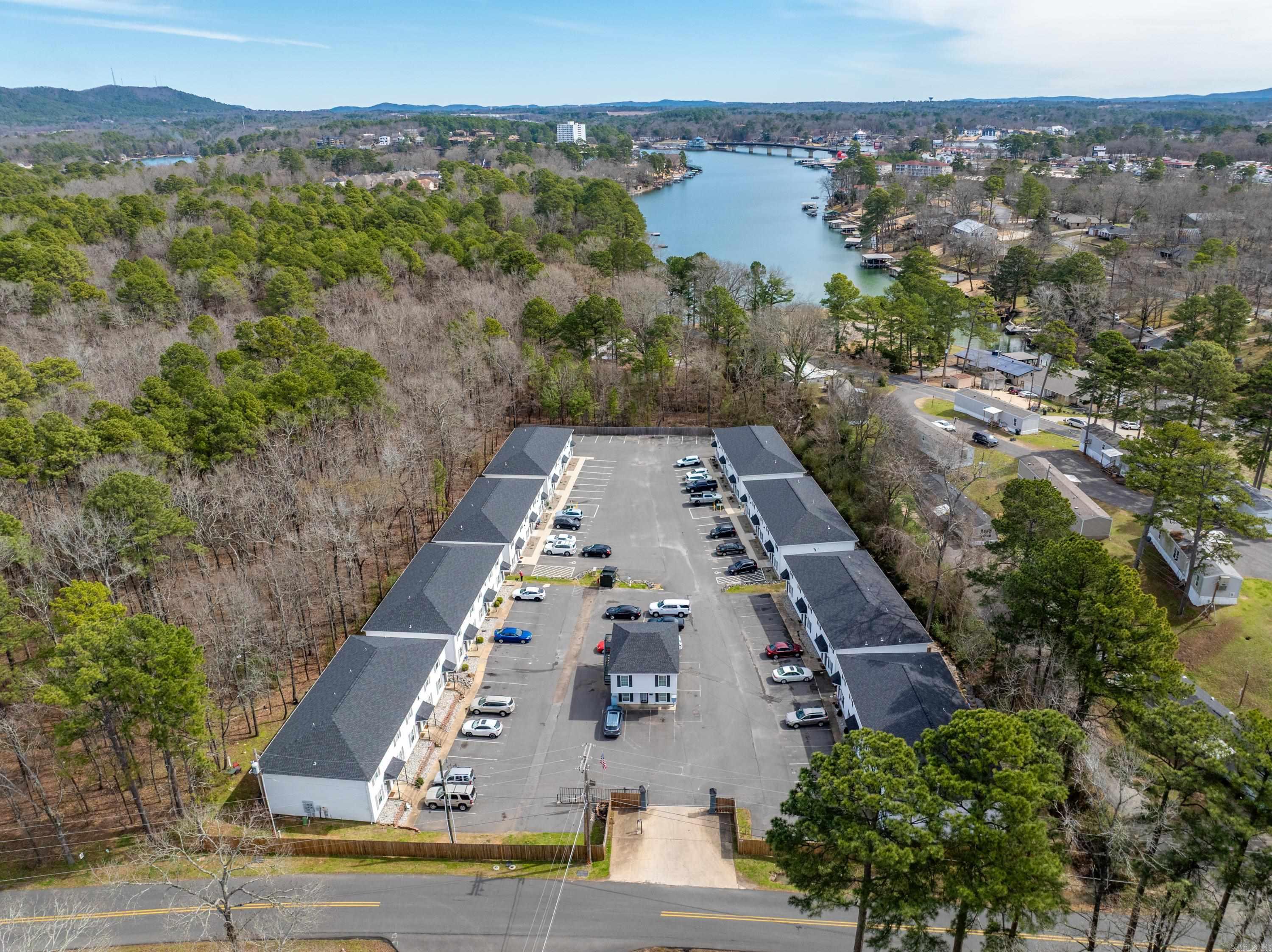 Multi-Family for sale – 200  Springwood Rd   Hot Springs, AR