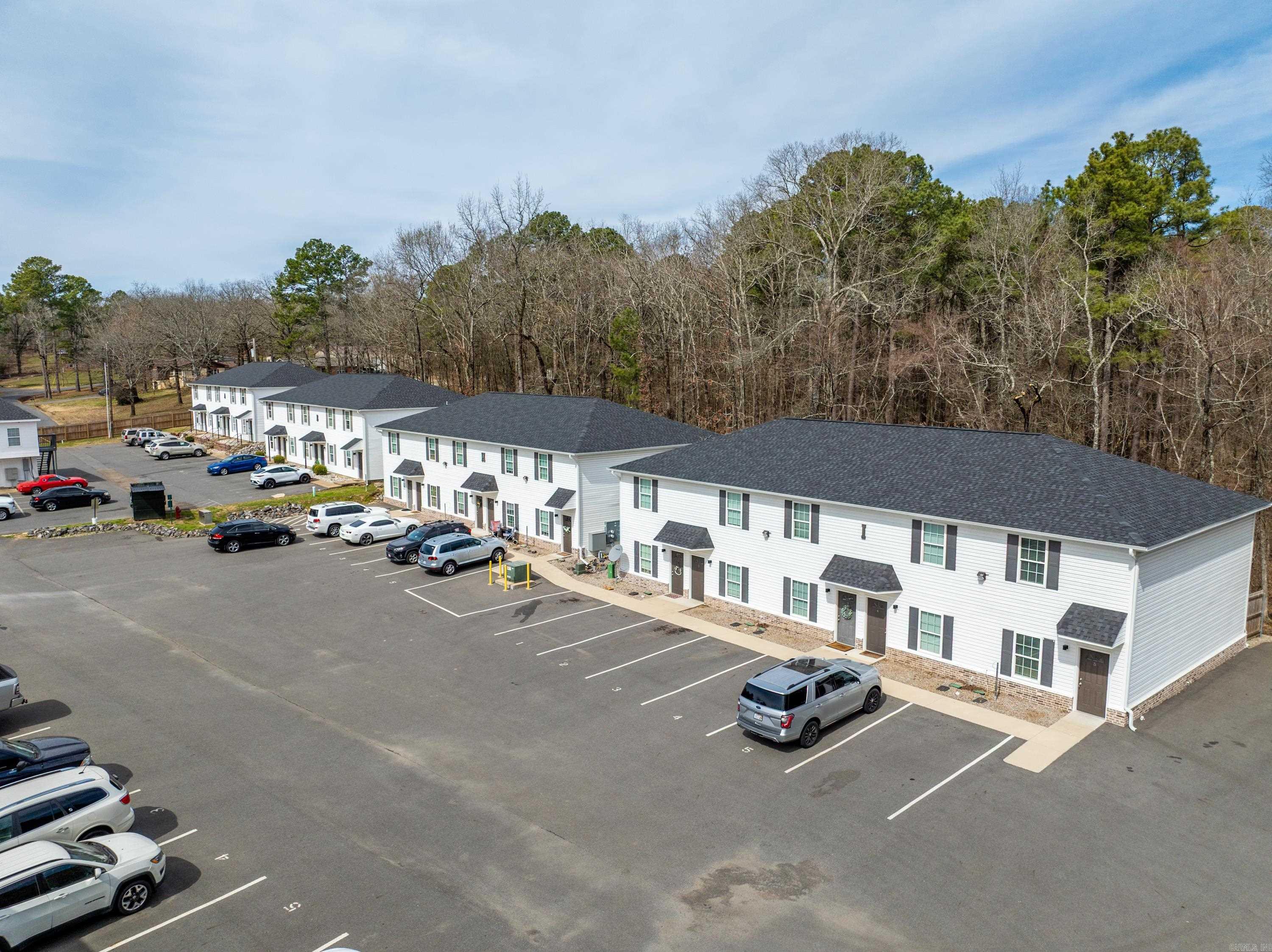 Photo 11 - Multi-Family for sale – 200  Springwood Rd   Hot Springs, AR