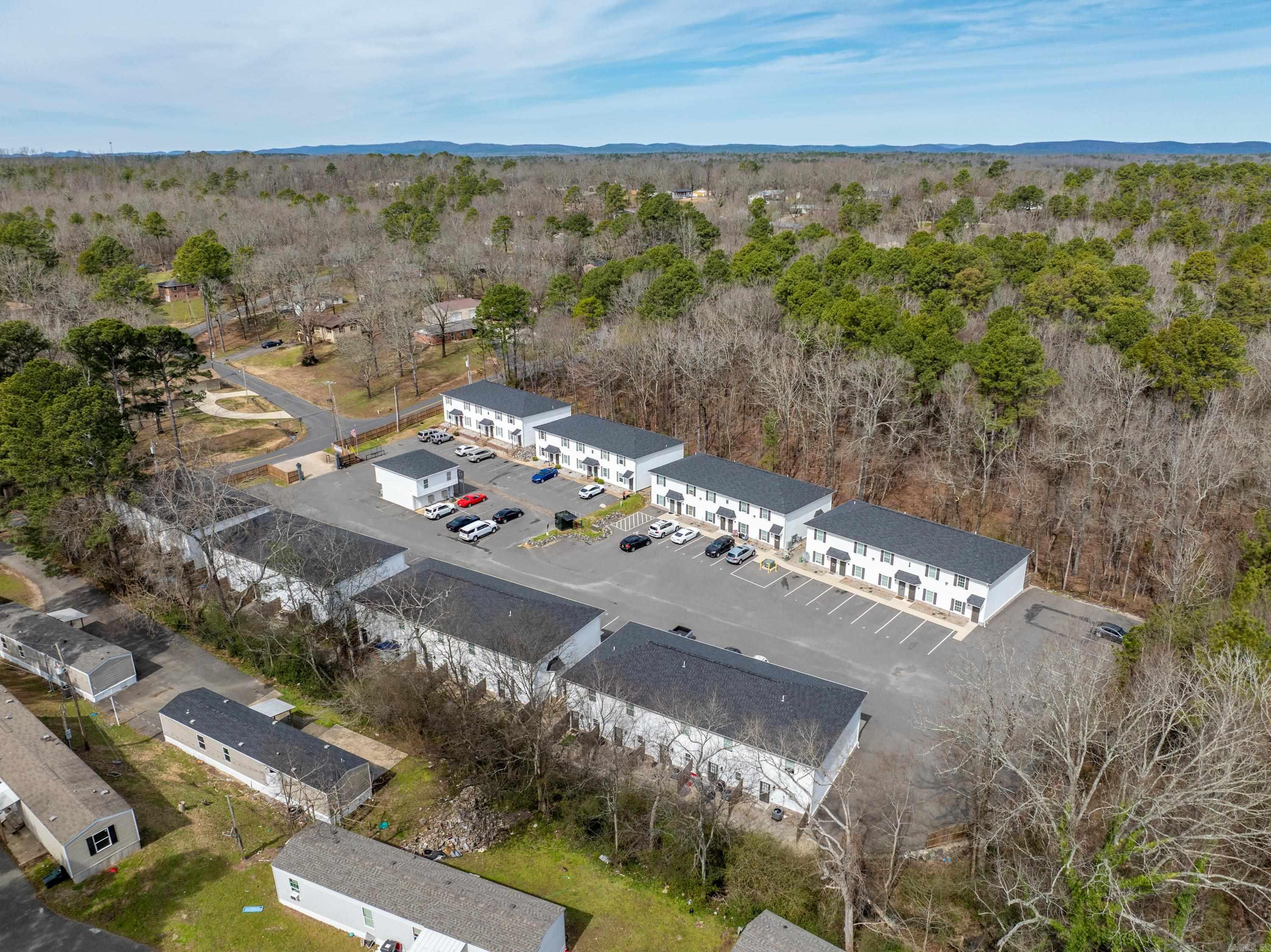 Photo 7 - Multi-Family for sale – 200  Springwood Rd   Hot Springs, AR