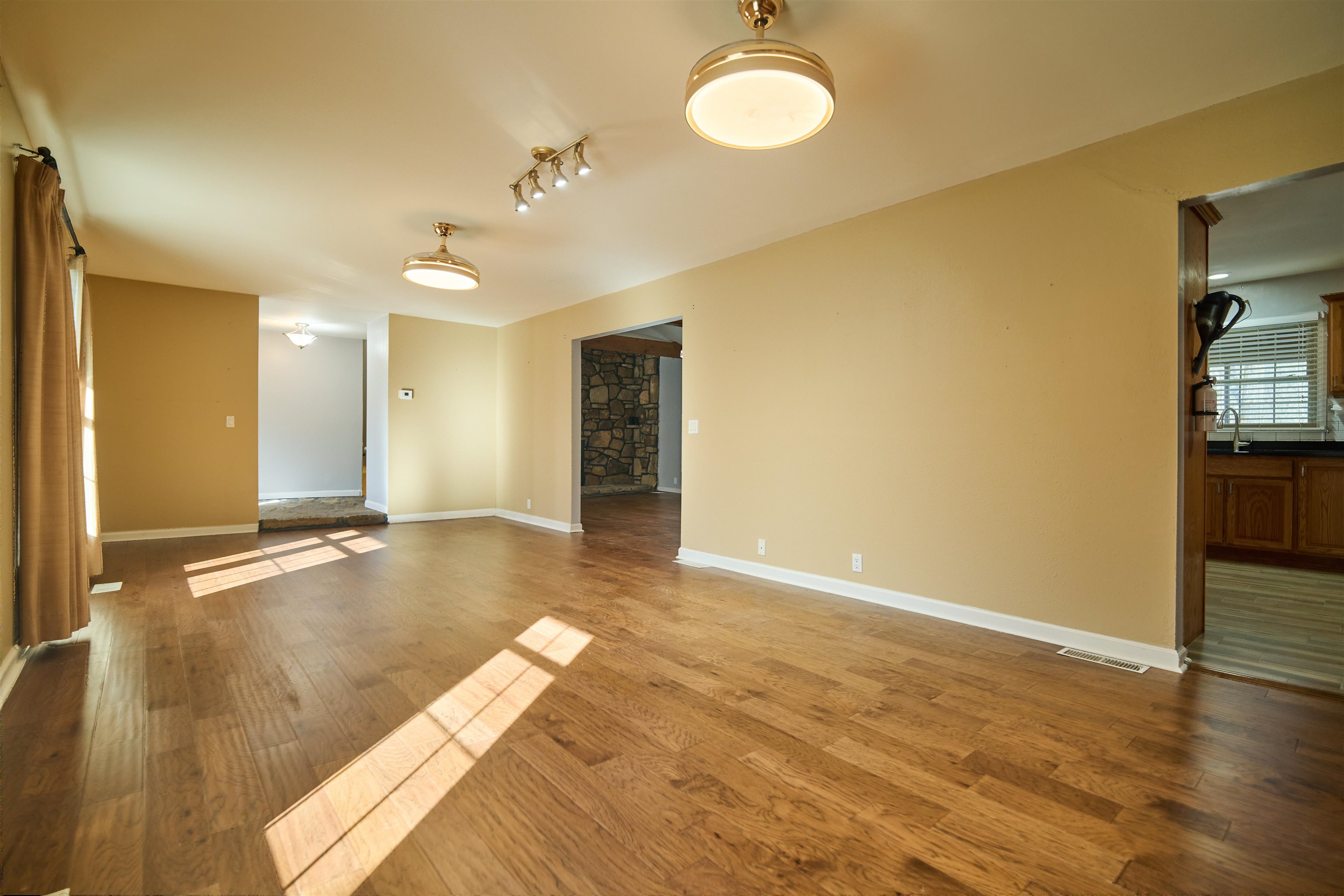 Photo 33 - Residential for sale – 600 W Clayton St   Hardy, AR