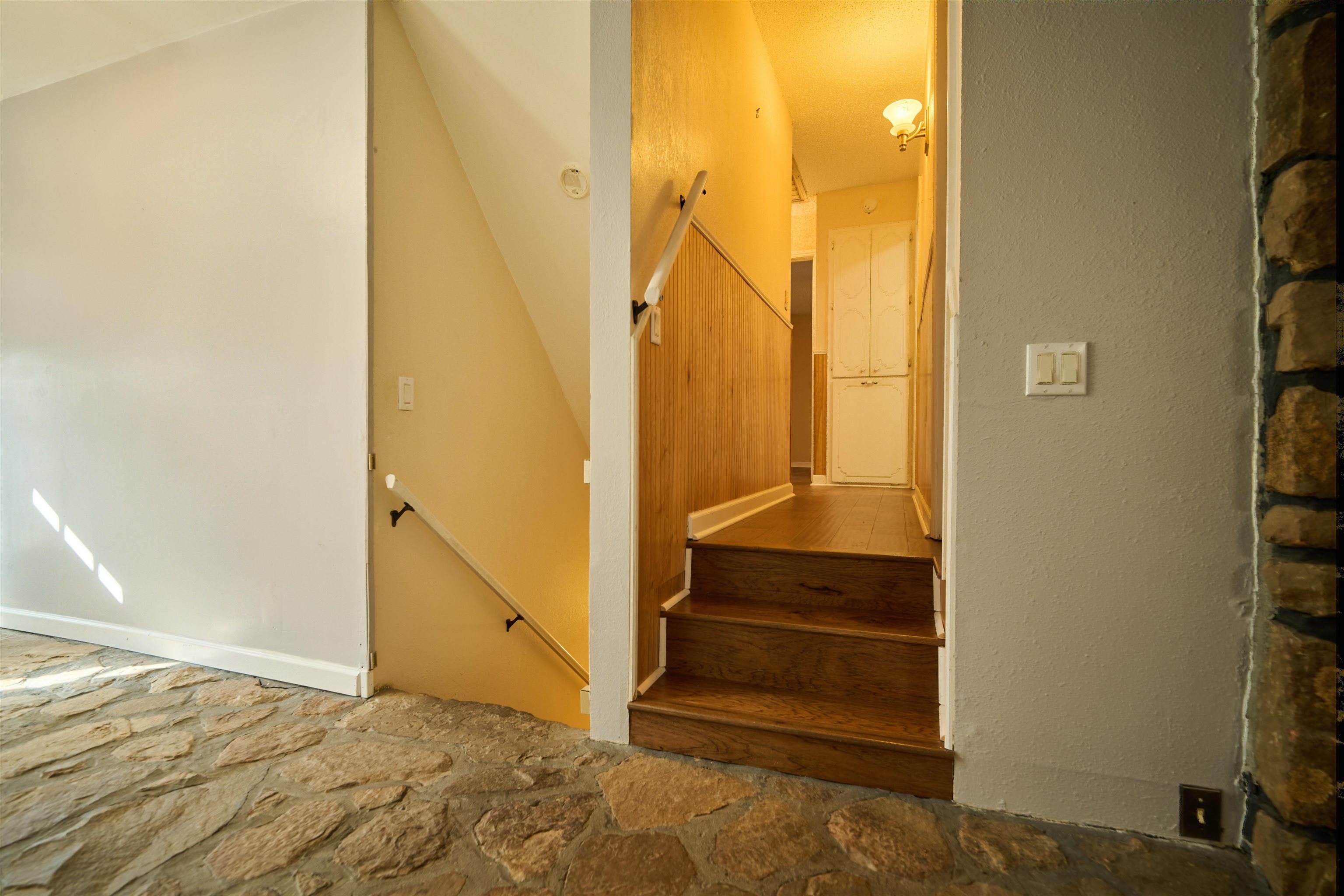 Photo 36 - Residential for sale – 600 W Clayton St   Hardy, AR