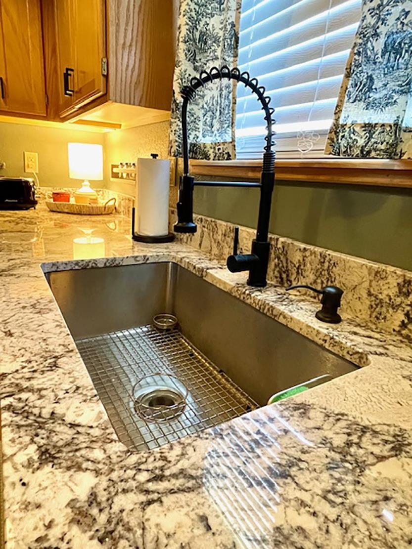 Photo 11 - Residential for sale – 89 B E Valley   Hardy, AR