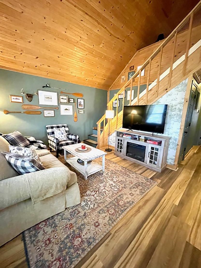 Photo 3 - Residential for sale – 89 B E Valley   Hardy, AR