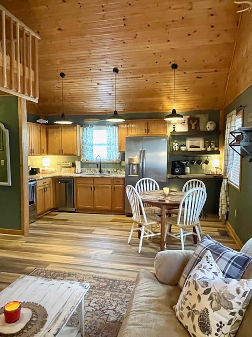 Photo 7 - Residential for sale – 89 B E Valley   Hardy, AR