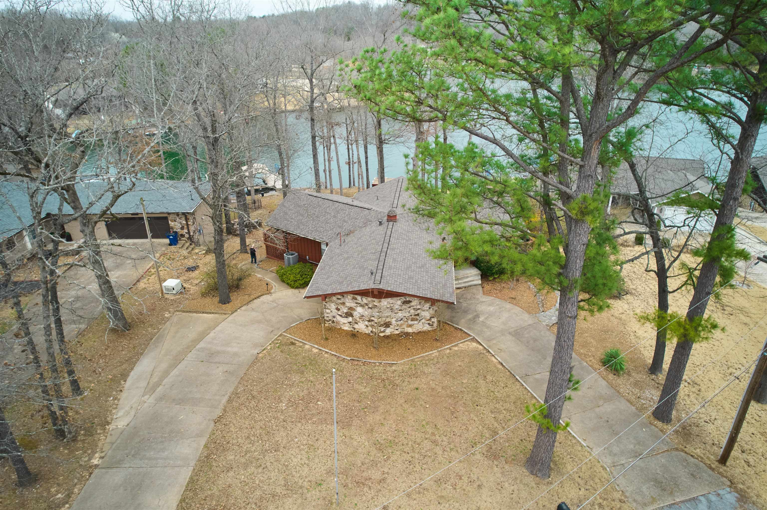 Residential for sale – 9  Winnebago Trce   Cherokee Village, AR