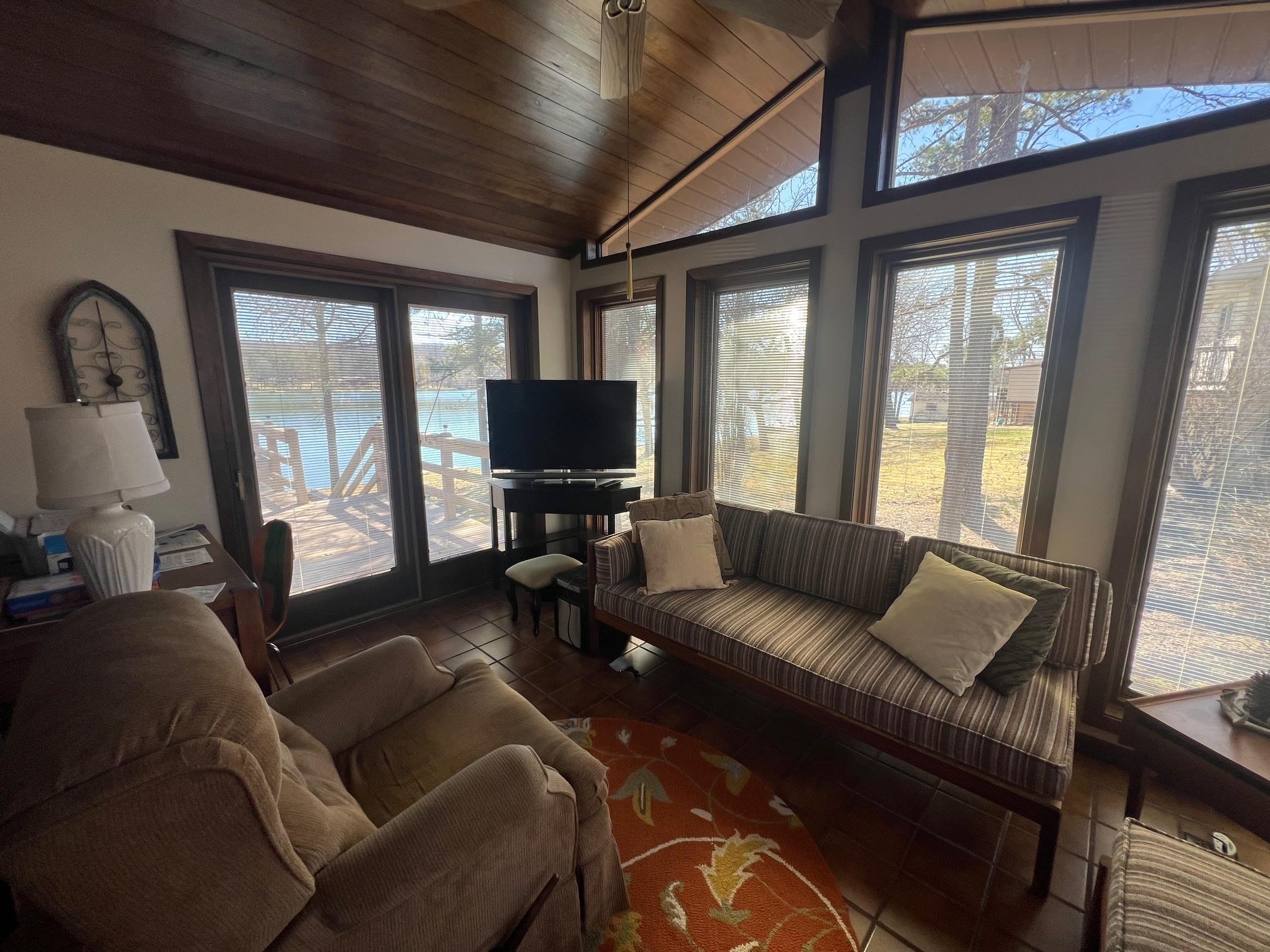 Photo 13 - Residential for sale – 1104  Pearl   Horseshoe Bend, AR