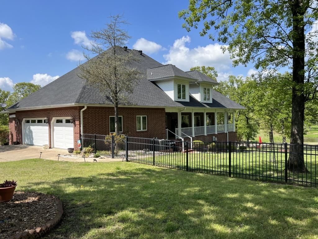 Photo 3 - Residential for sale – 414  Airpark   Horseshoe Bend, AR