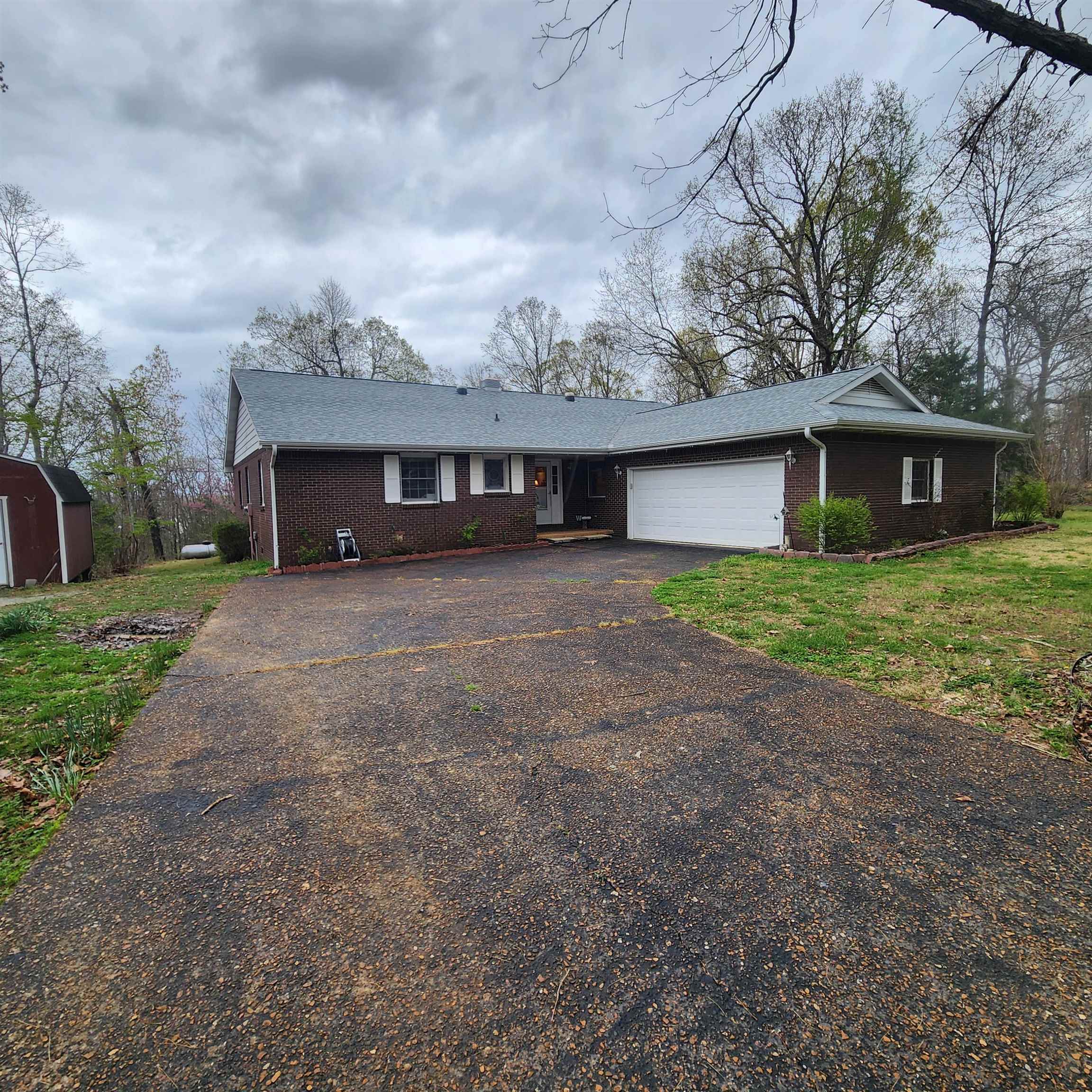 Photo 4 - Residential for sale – 2503  Crescent   Horseshoe Bend, AR